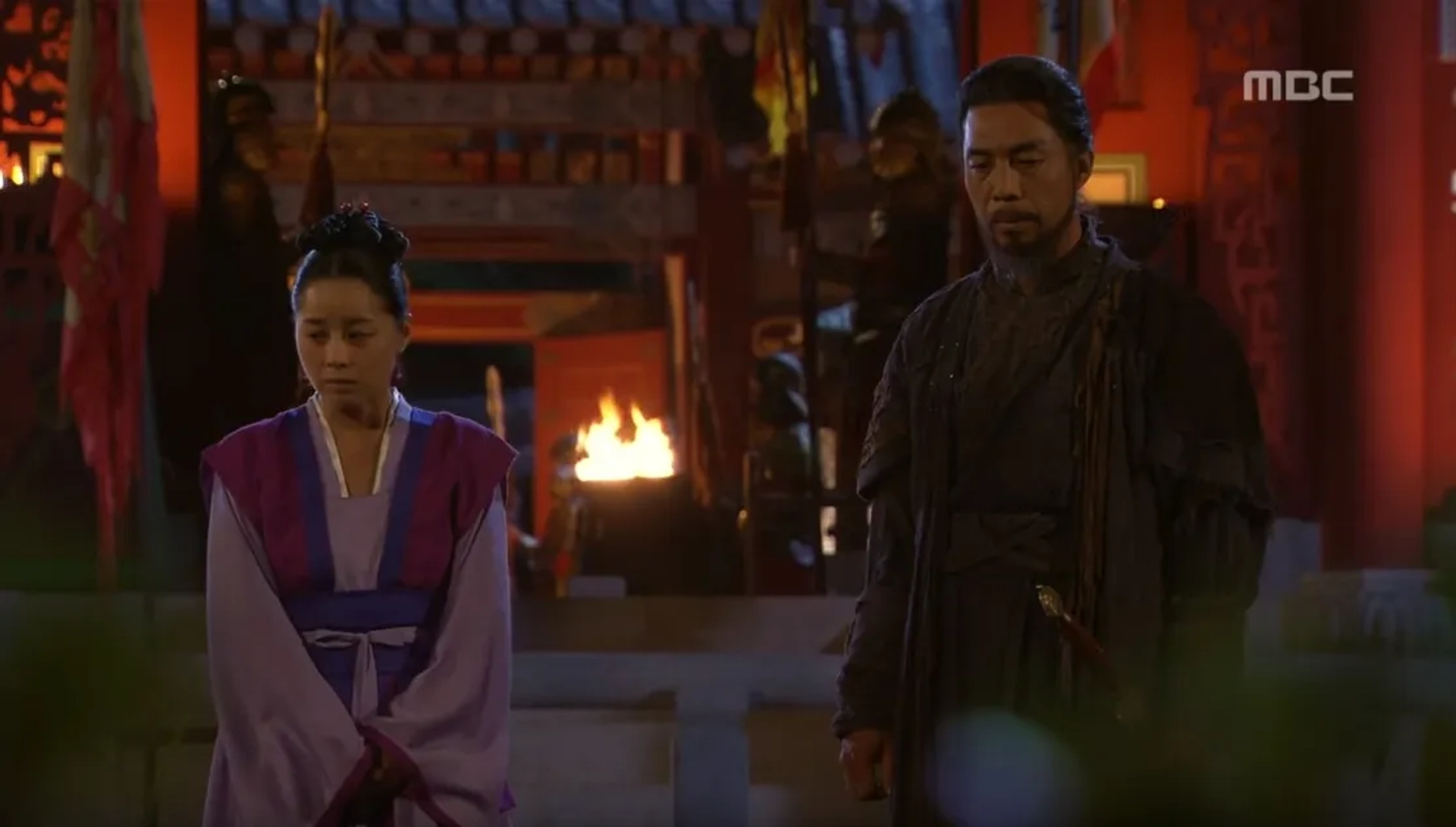 Ahn Kil-kang and Yeong-hie Seo in The Great Queen Seondeok (2009)