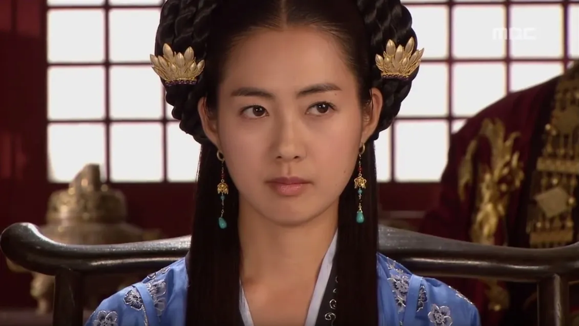 Yo-won Lee in The Great Queen Seondeok (2009)