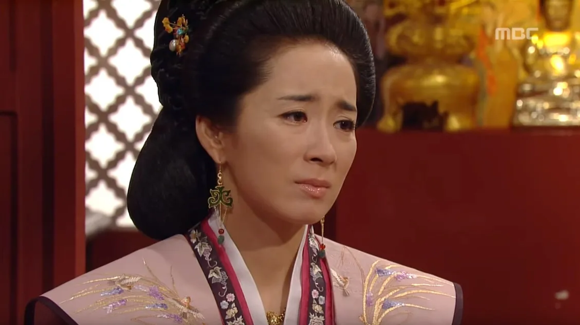 Yoon Yoo-sun in The Great Queen Seondeok (2009)