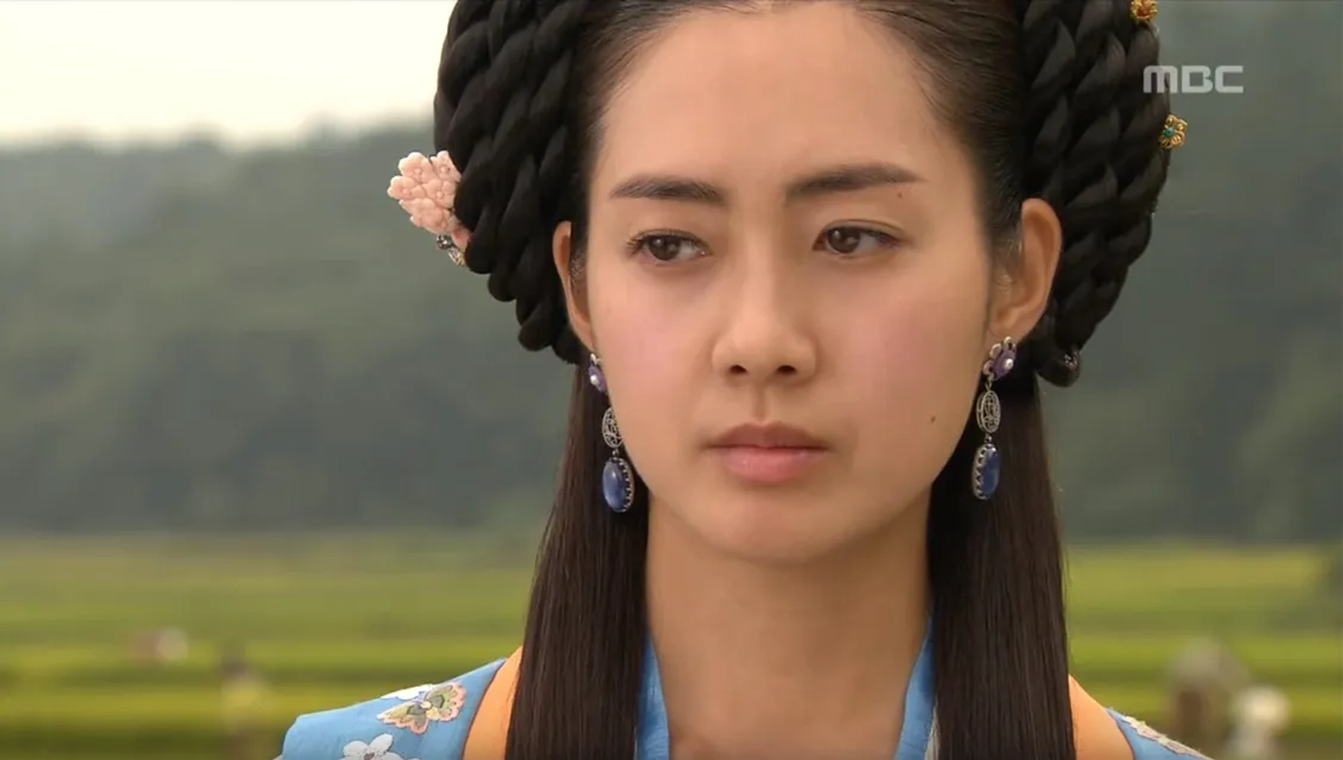 Yo-won Lee in The Great Queen Seondeok (2009)