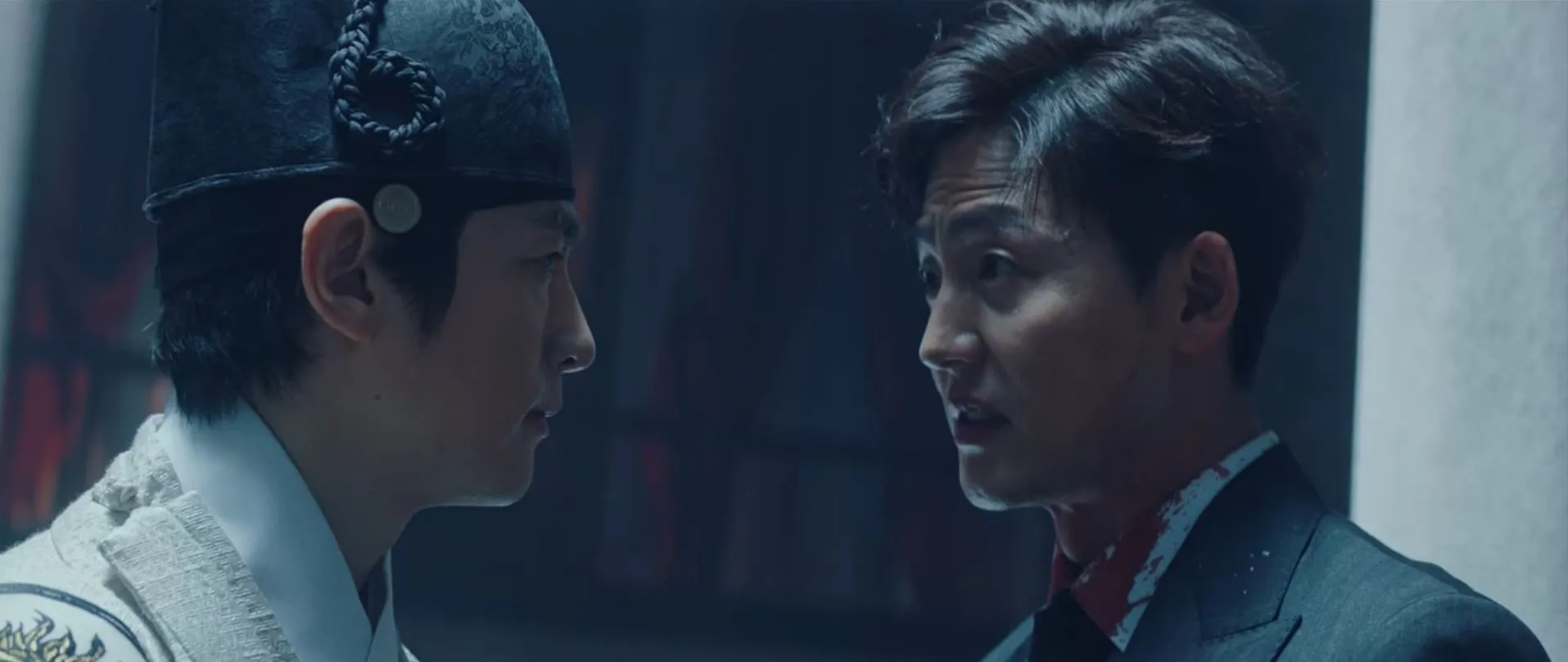 Lee Jung-Jin and Kwon Yul in The King: Eternal Monarch (2020)