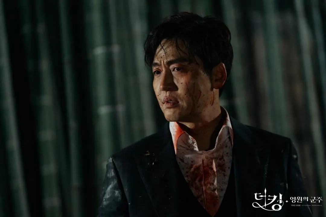 Lee Jung-Jin in The King: Eternal Monarch (2020)