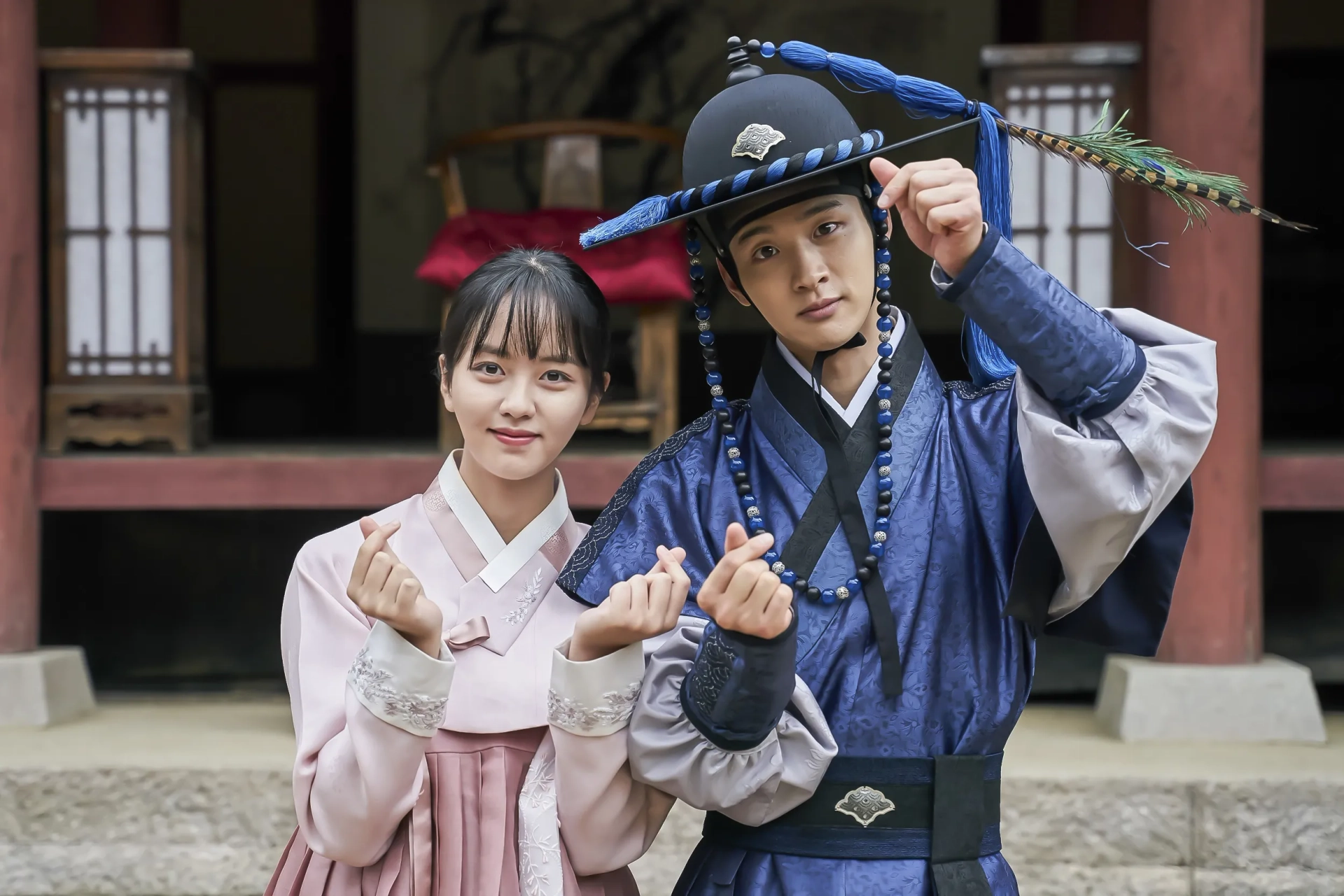 Kim So-hyun and Dong-Yoon Jang in The Tale of Nokdu (2019)