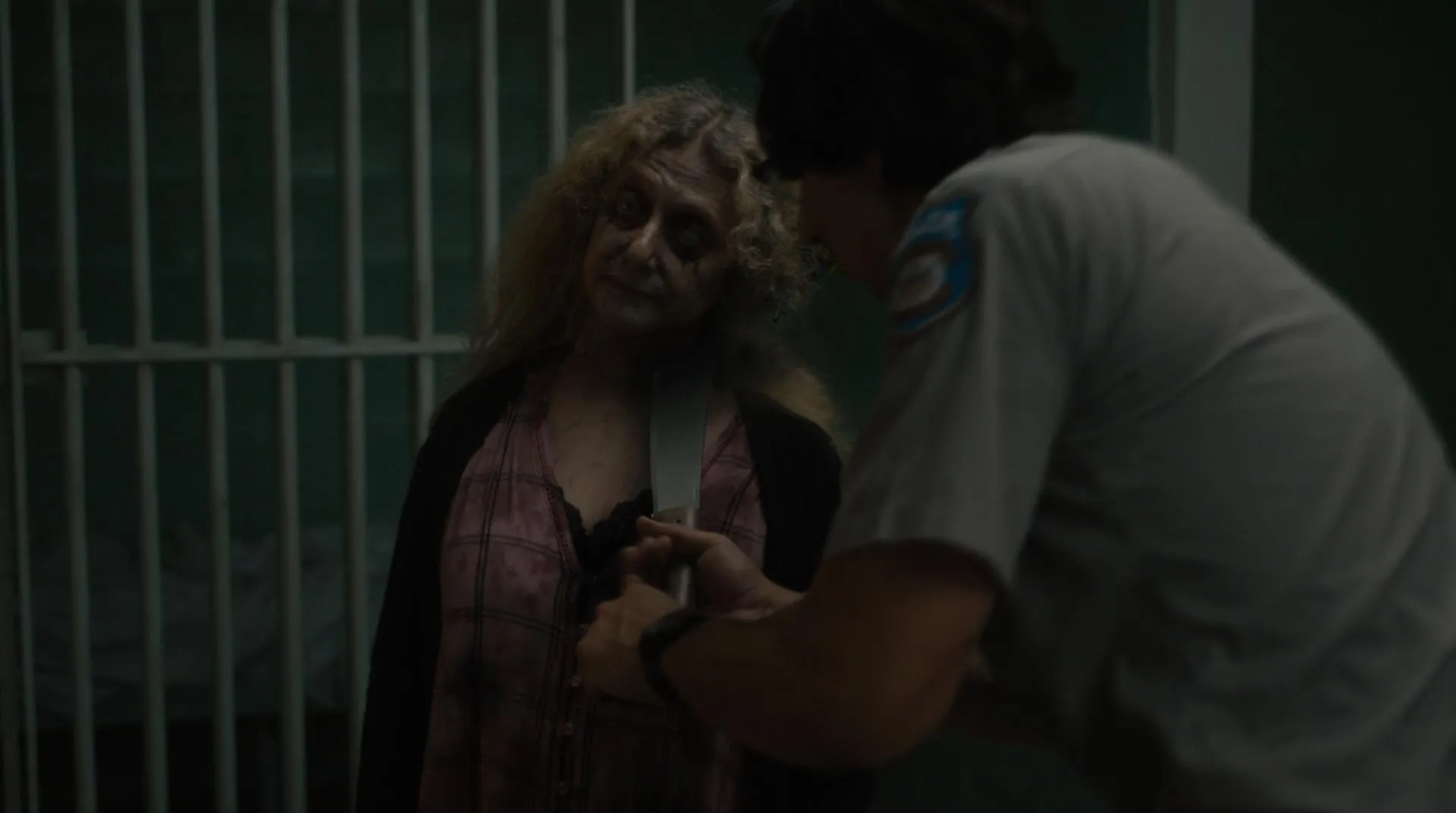 Carol Kane and Adam Driver in The Dead Don't Die (2019)