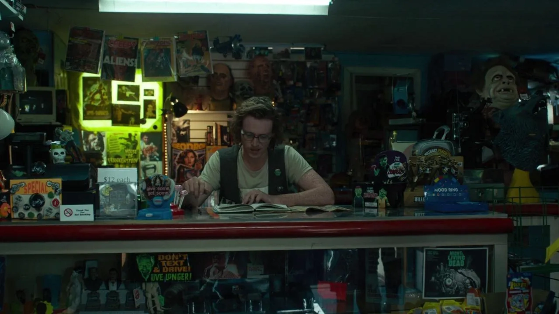 Caleb Landry Jones in The Dead Don't Die (2019)