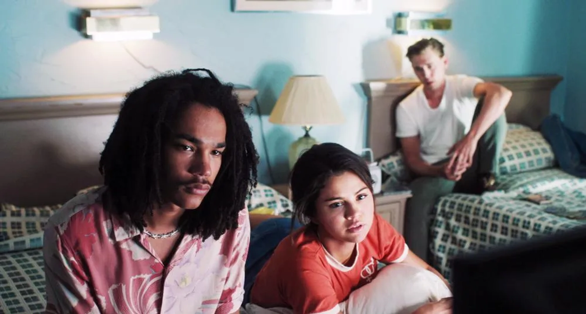 Selena Gomez, Austin Butler, and Luka Sabbat in The Dead Don't Die (2019)