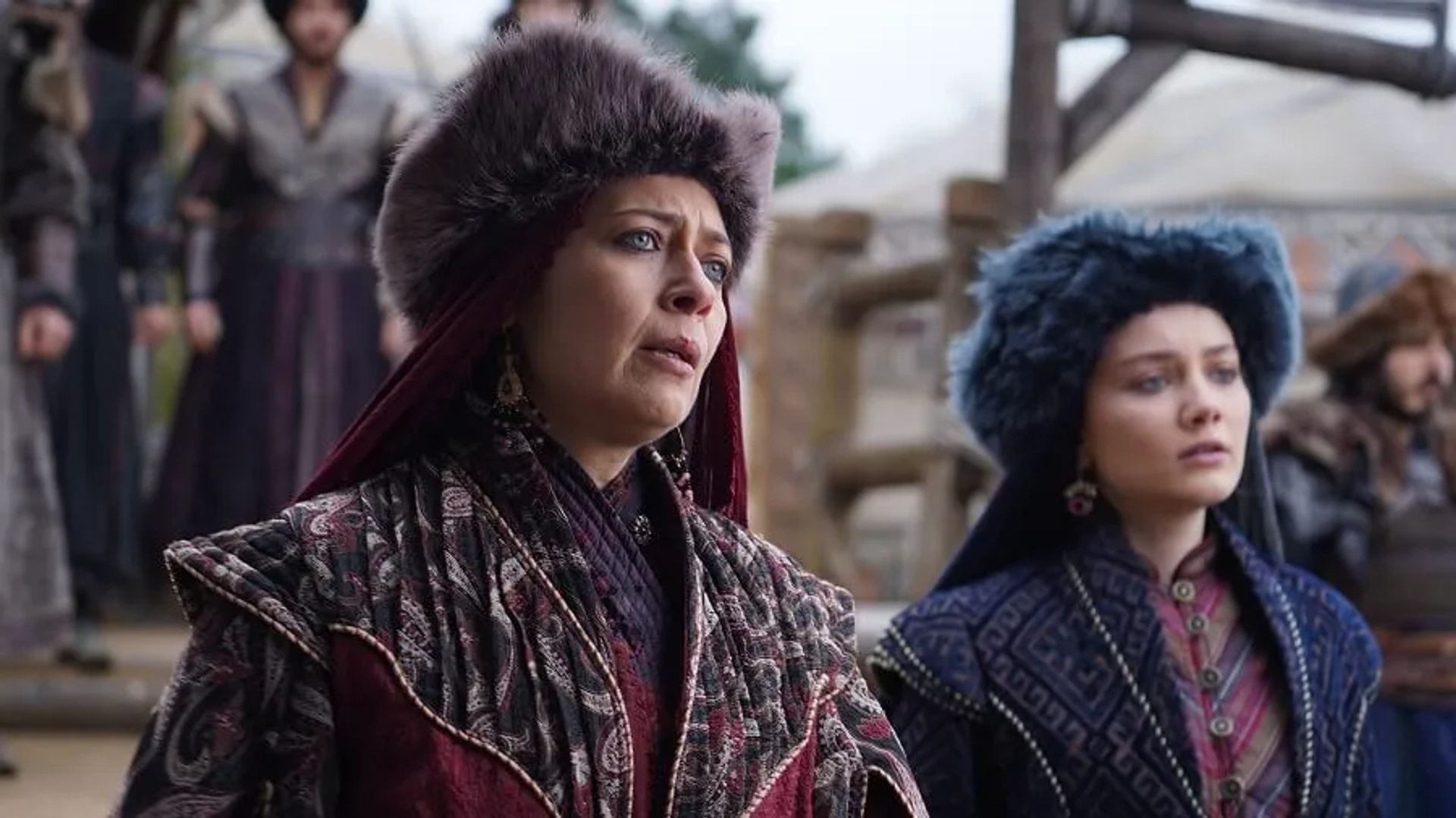 Betül Çobanoglu and Esila Umut in Alparslan: The Great Seljuks (2021)