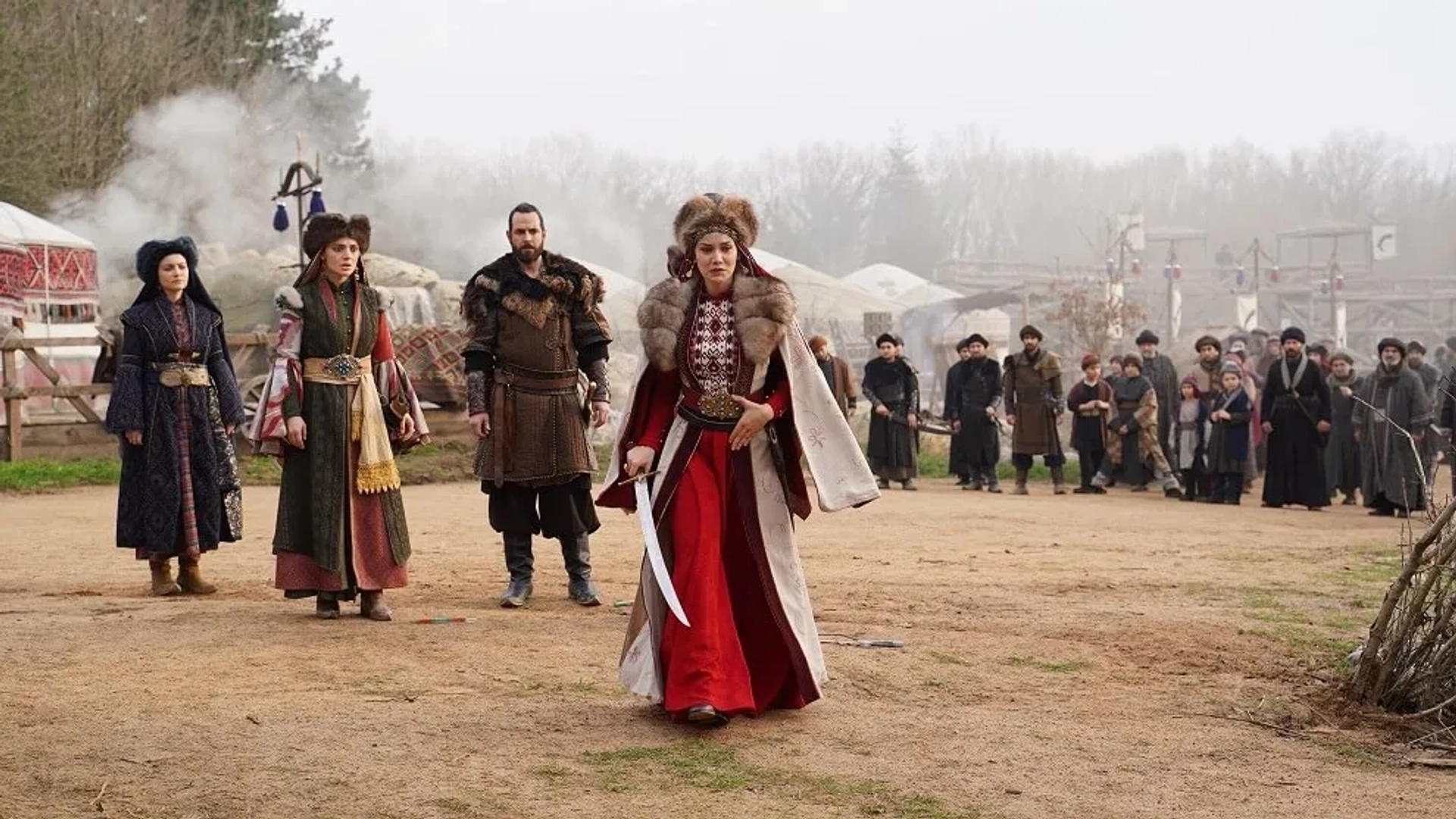 Betül Çobanoglu, Fahriye Evcen Özçivit, Korel Cezayirli, and Esila Umut in Alparslan: The Great Seljuks (2021)