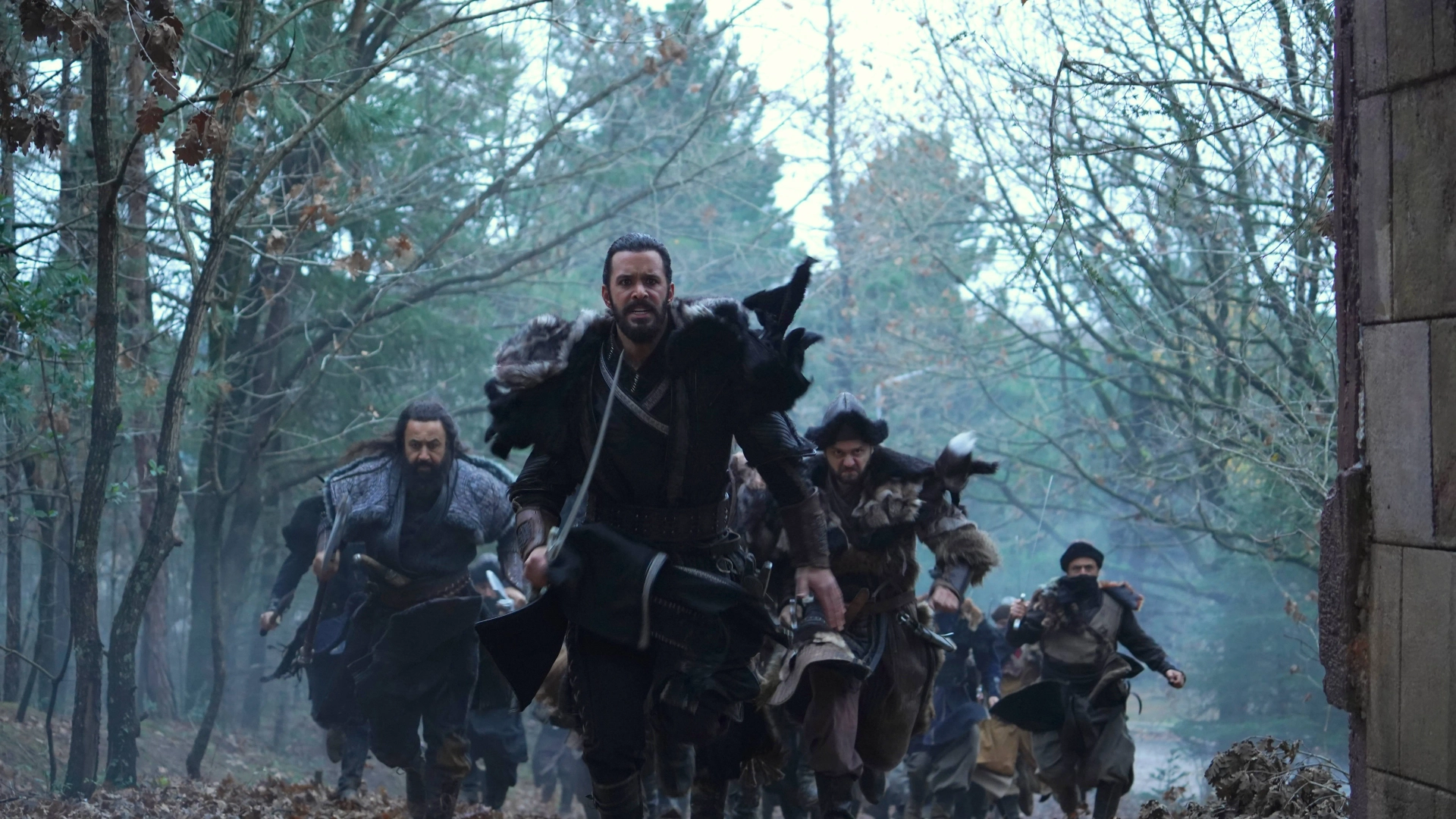 Mehmet Özgür and Baris Arduç in Alparslan: The Great Seljuks (2021)