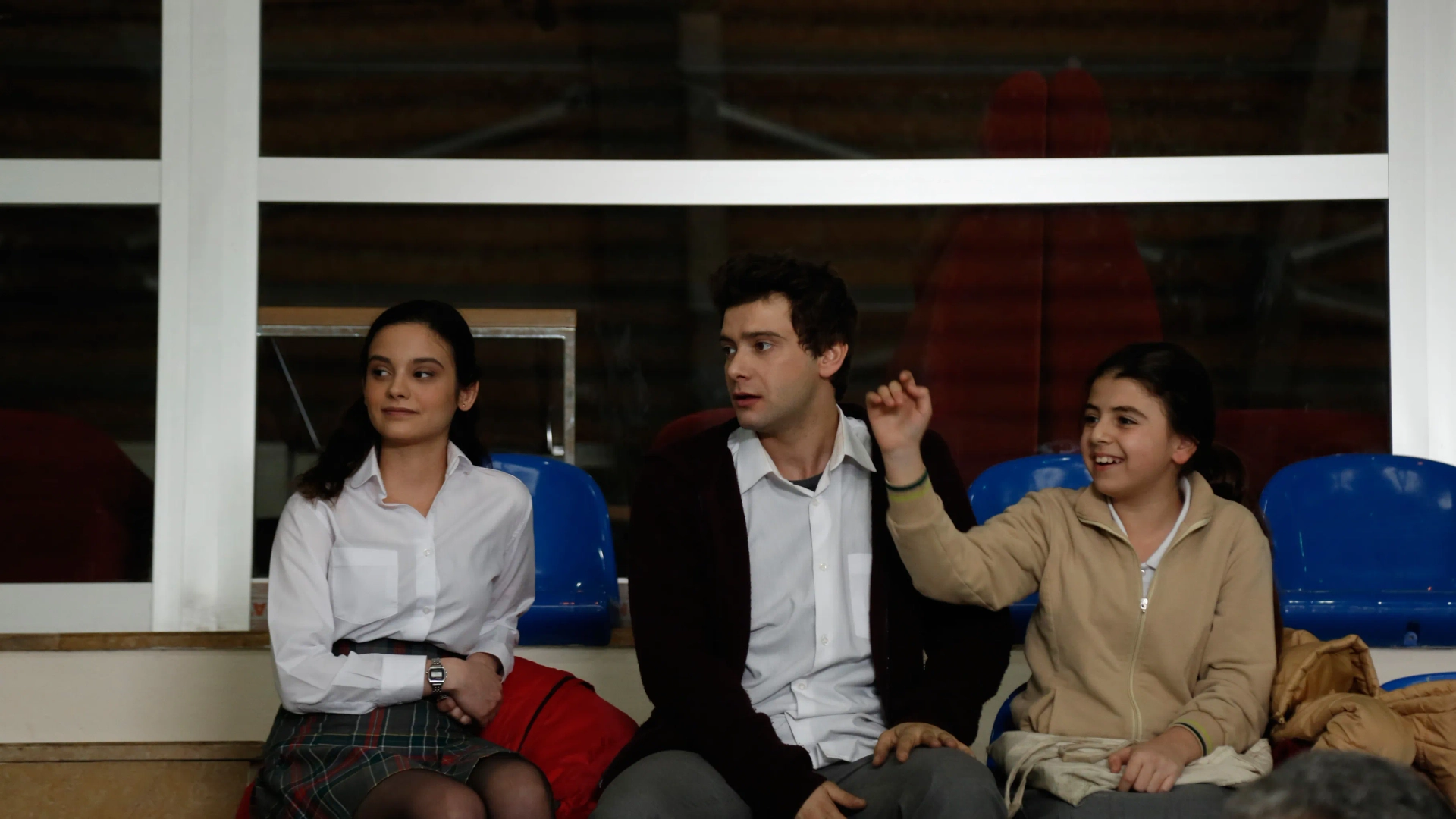 Yagiz Can Konyali, Zeynep Selimoglu, and Serra Pirinç in Our Story (2017)