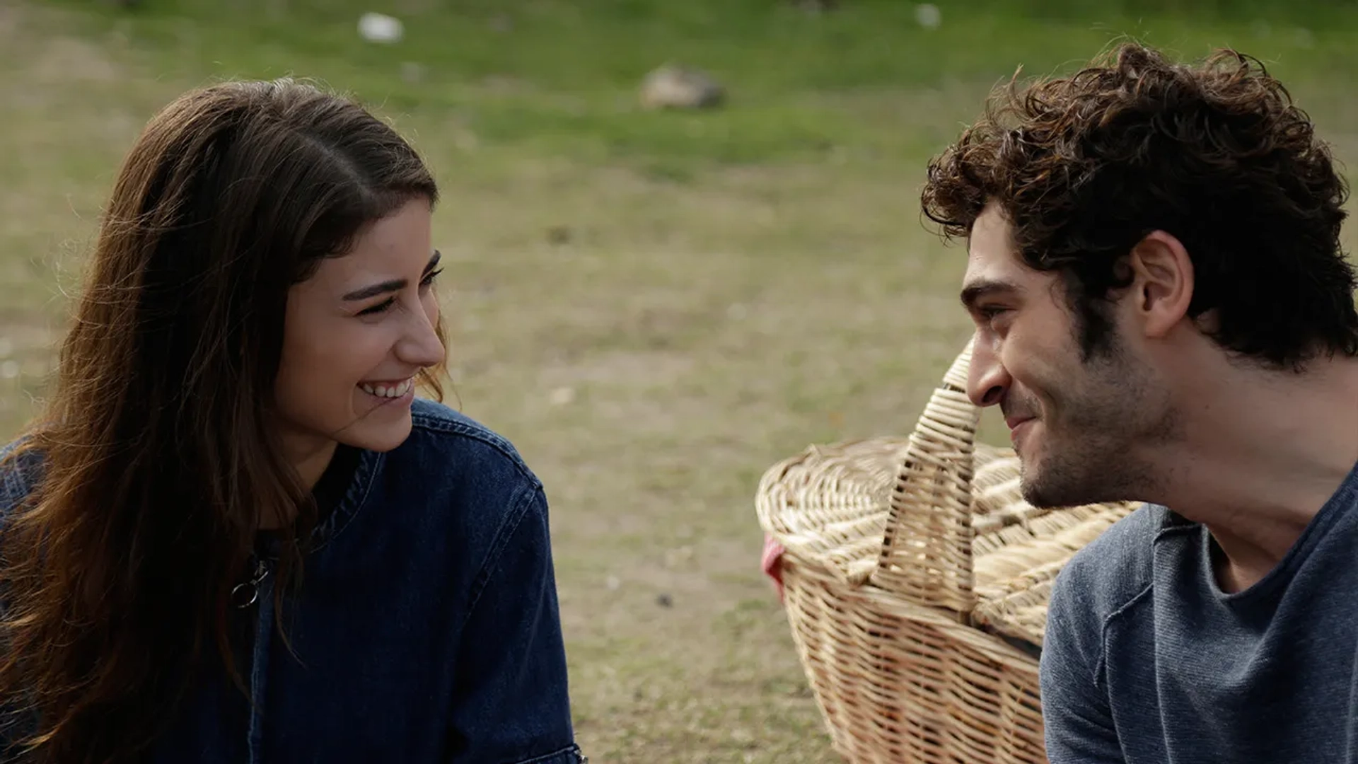 Hazal Kaya and Burak Deniz in Our Story (2017)