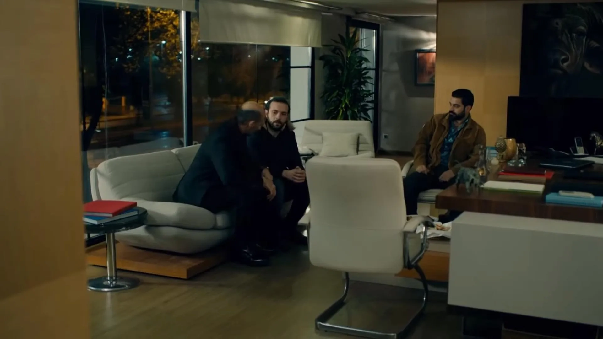 Umut Karadag, Ugur Uzunel, and Onur Gürçay in Halka (2019)