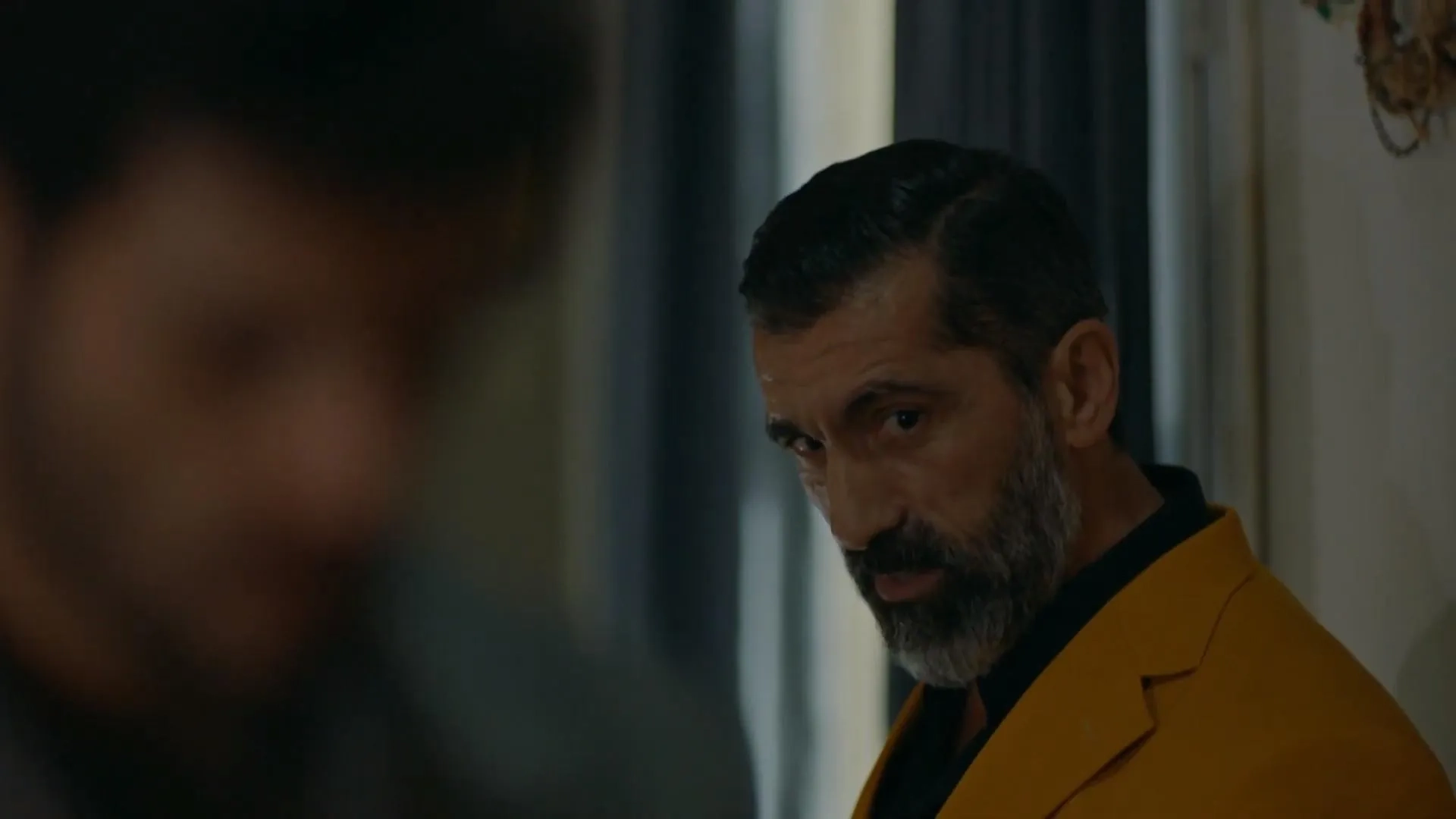 Erdal Yildiz and Serkan Çayoglu in Halka (2019)