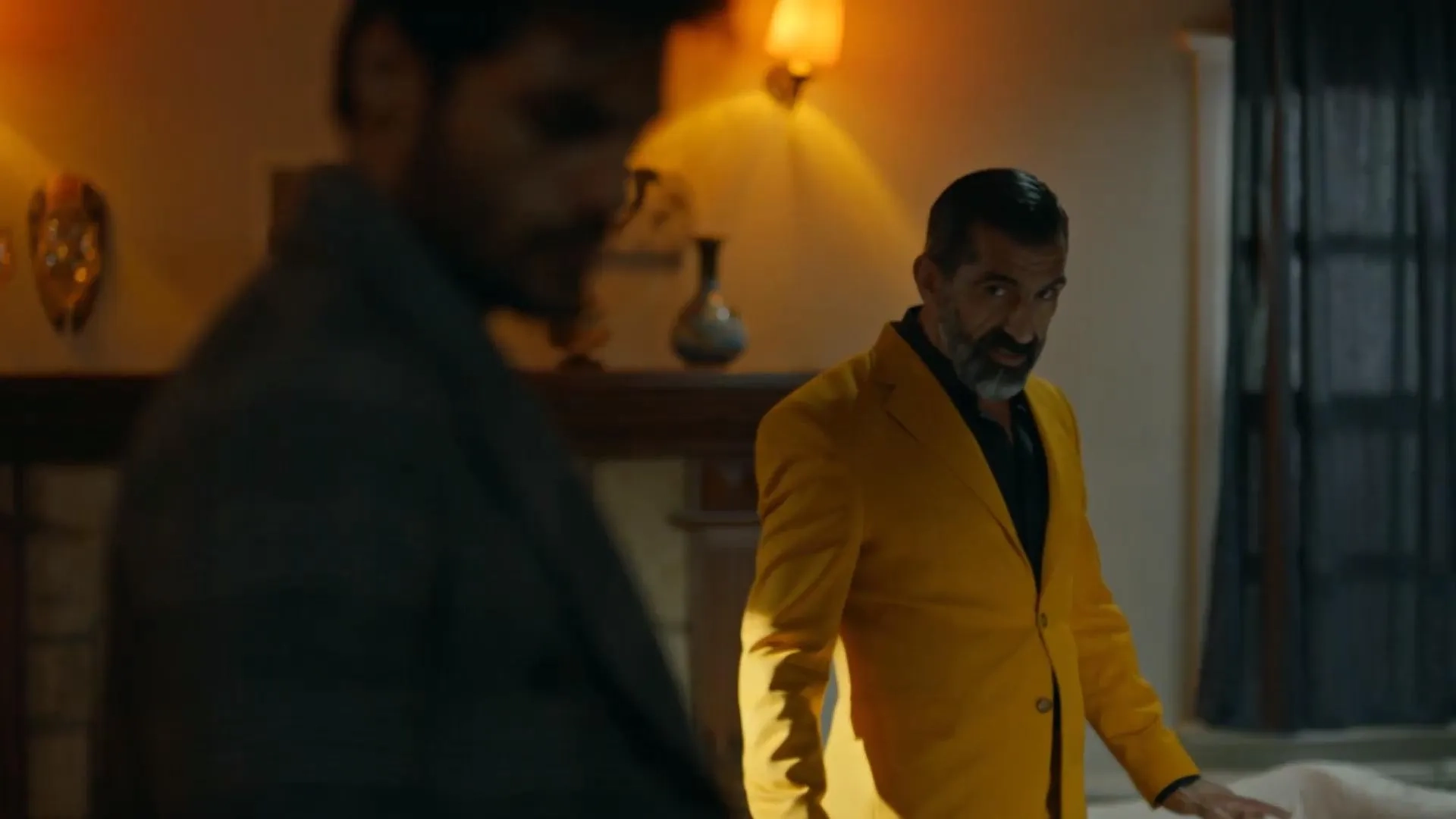 Erdal Yildiz and Serkan Çayoglu in Halka (2019)