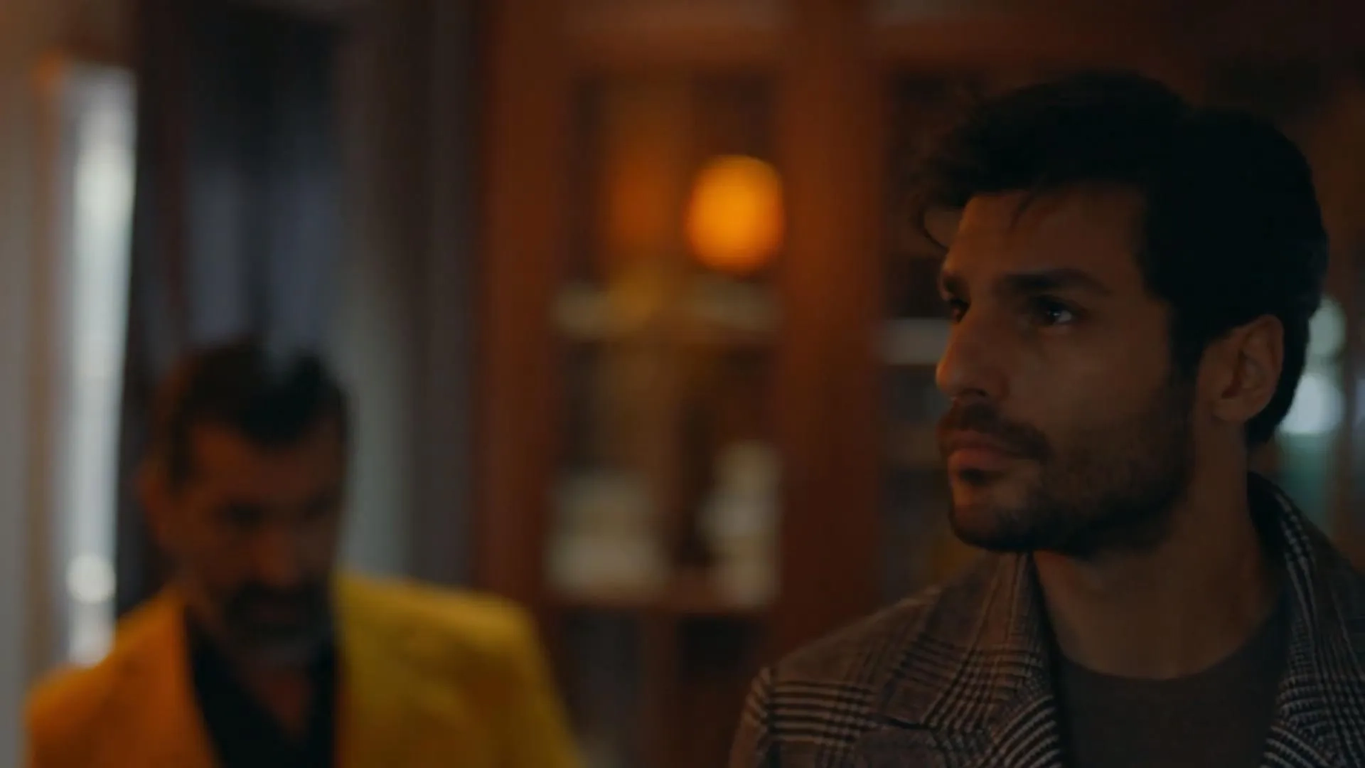 Erdal Yildiz and Serkan Çayoglu in Halka (2019)