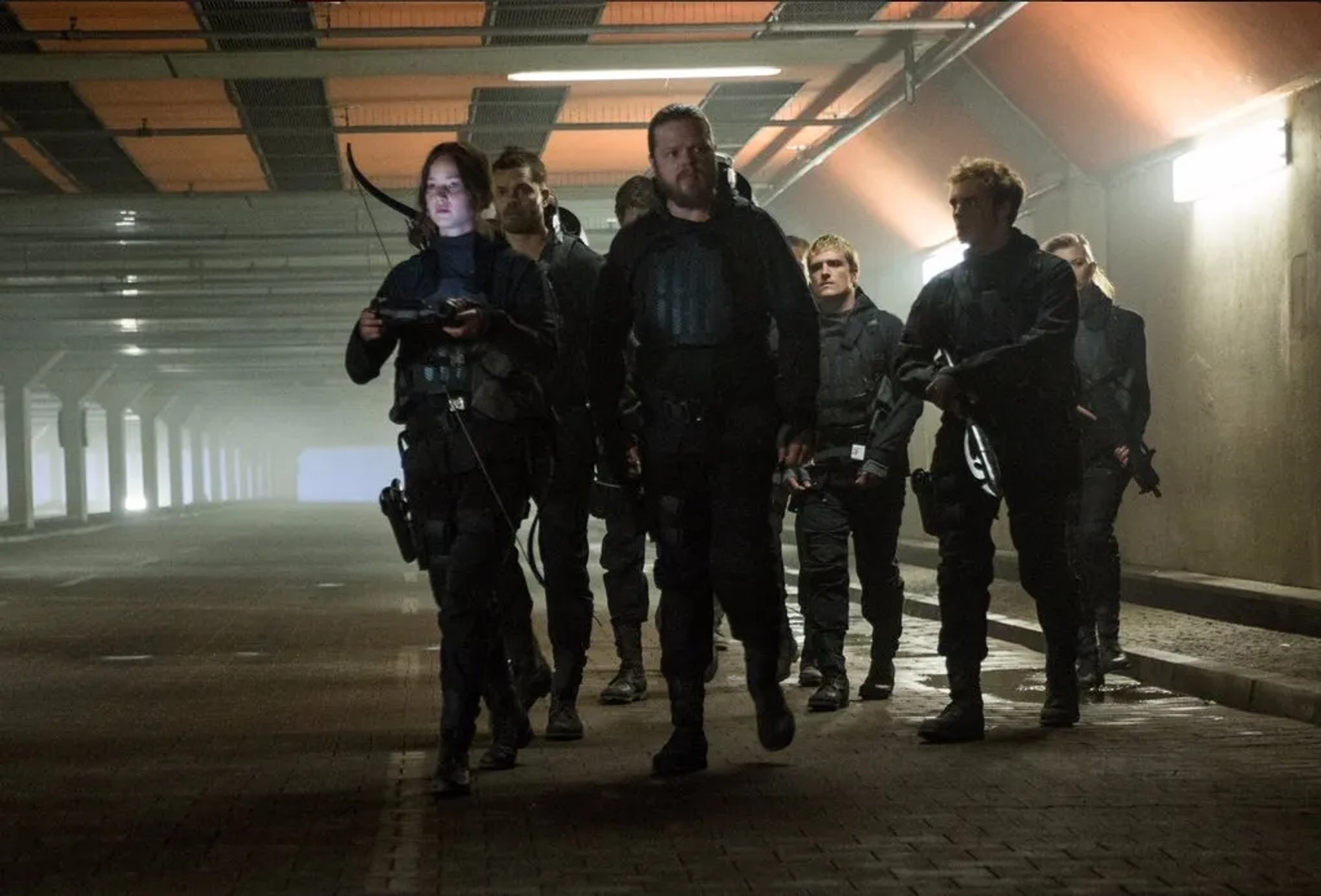 Elden Henson, Josh Hutcherson, Wes Chatham, Natalie Dormer, Jennifer Lawrence, and Sam Claflin in The Hunger Games: Mockingjay - Part 2 (2015)