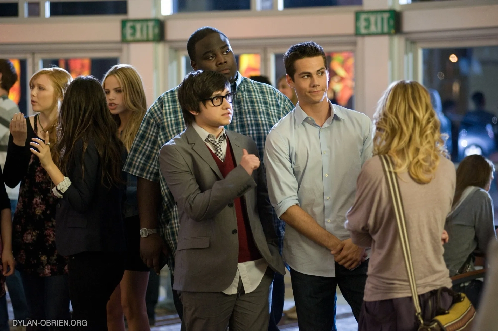 Molly C. Quinn, Craig Roberts, Britt Robertson, Victoria Justice, Lamarcus Tinker, Dylan O'Brien, and Halston Sage in The First Time (2012)