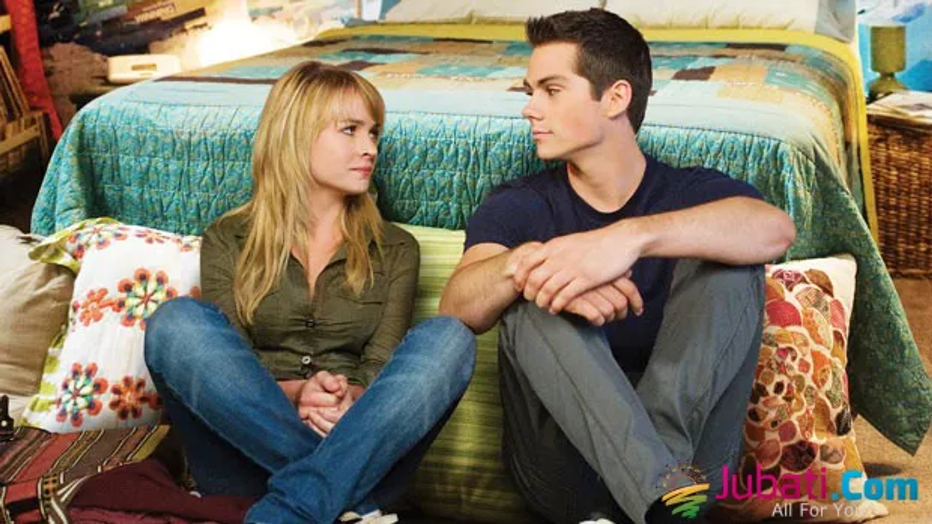 Britt Robertson and Dylan O'Brien in The First Time (2012)