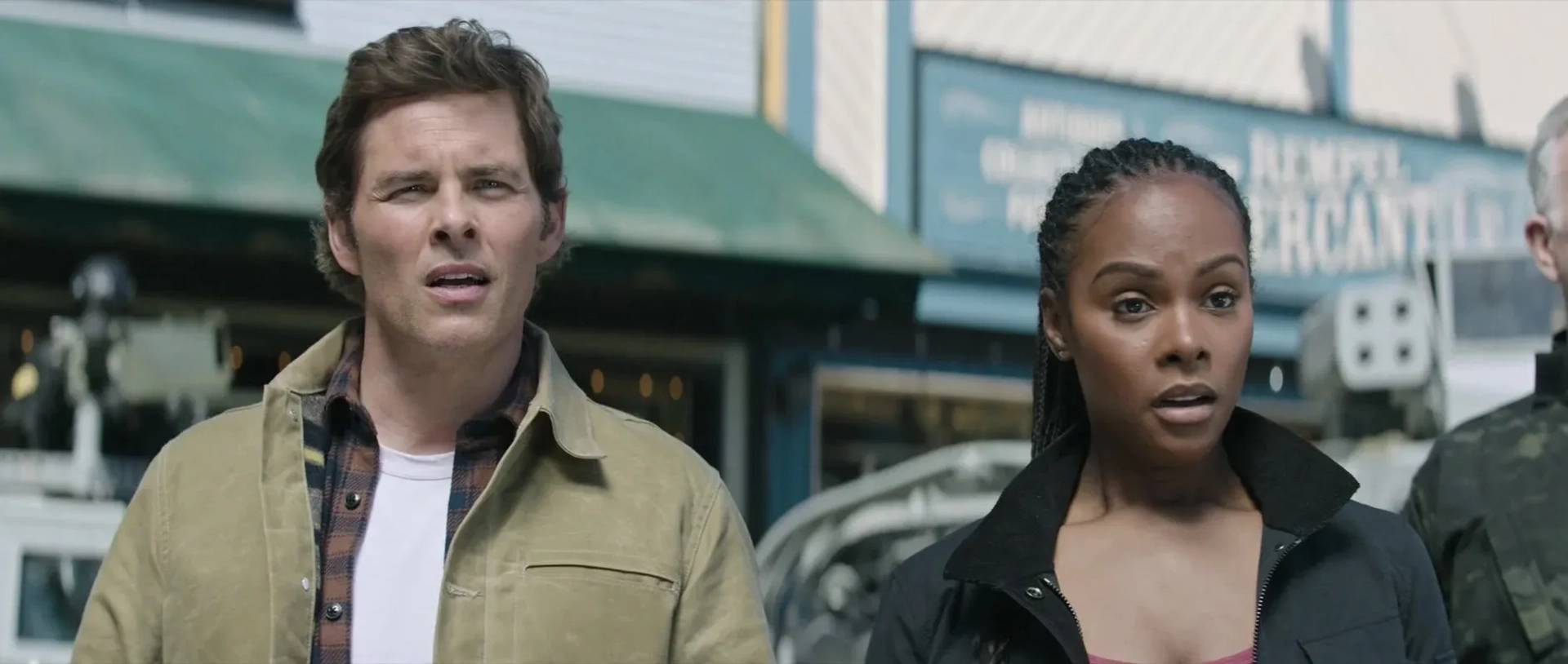 James Marsden and Tika Sumpter in Sonic the Hedgehog 2 (2022)