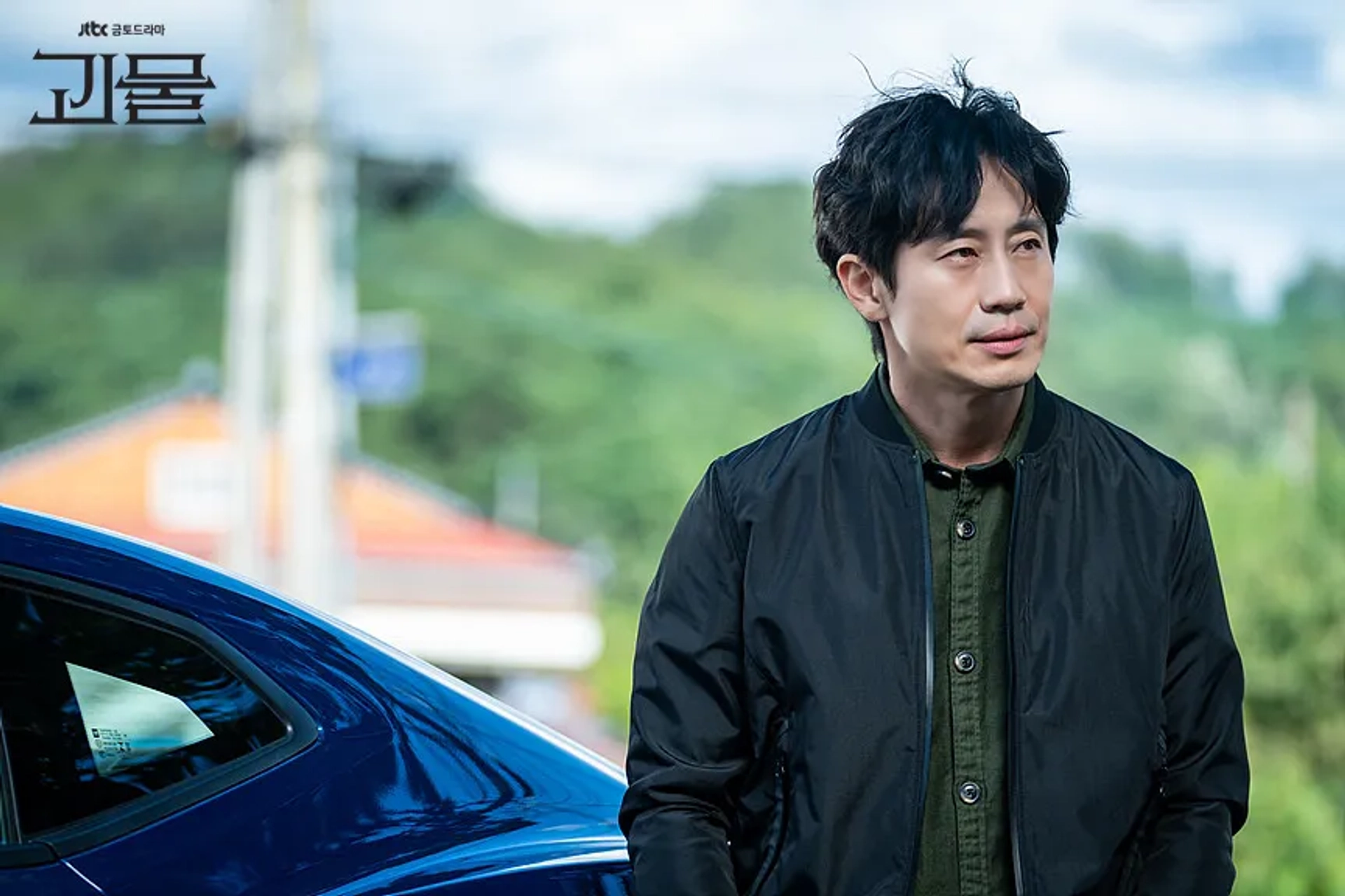 Shin Ha-kyun in Beyond Evil (2021)