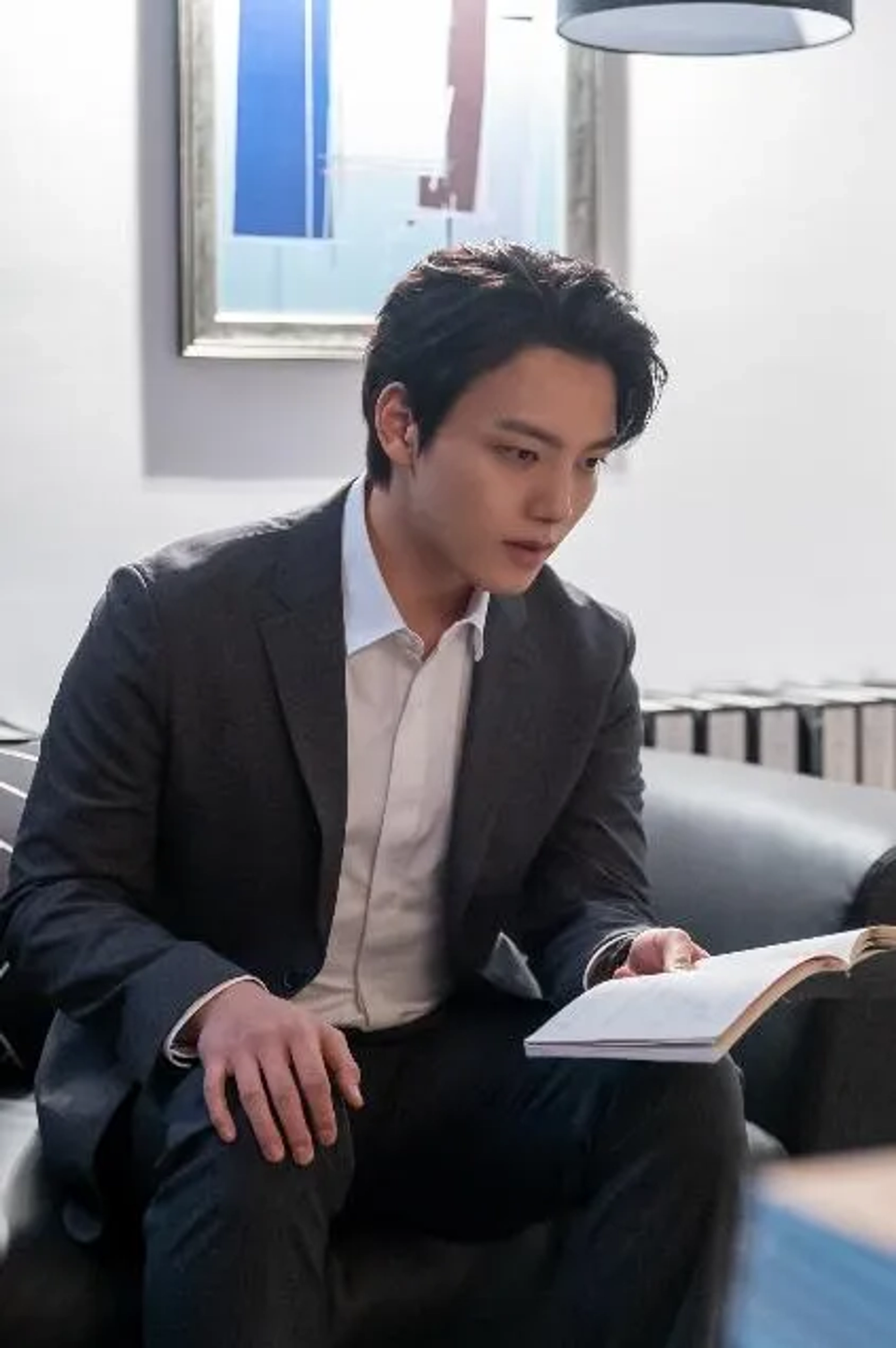 Yeo Jin-goo in Beyond Evil (2021)