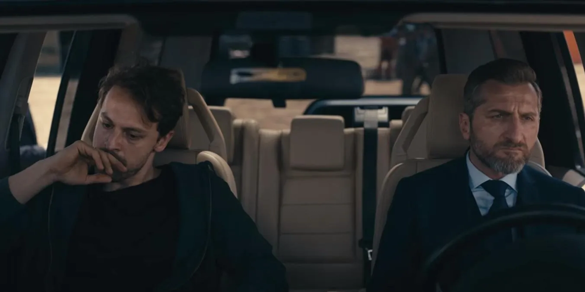 Tim Seyfi and Metin Akdülger in The Gift (2019)