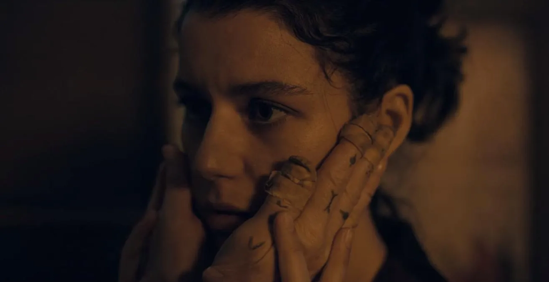 Beren Saat in The Gift (2019)