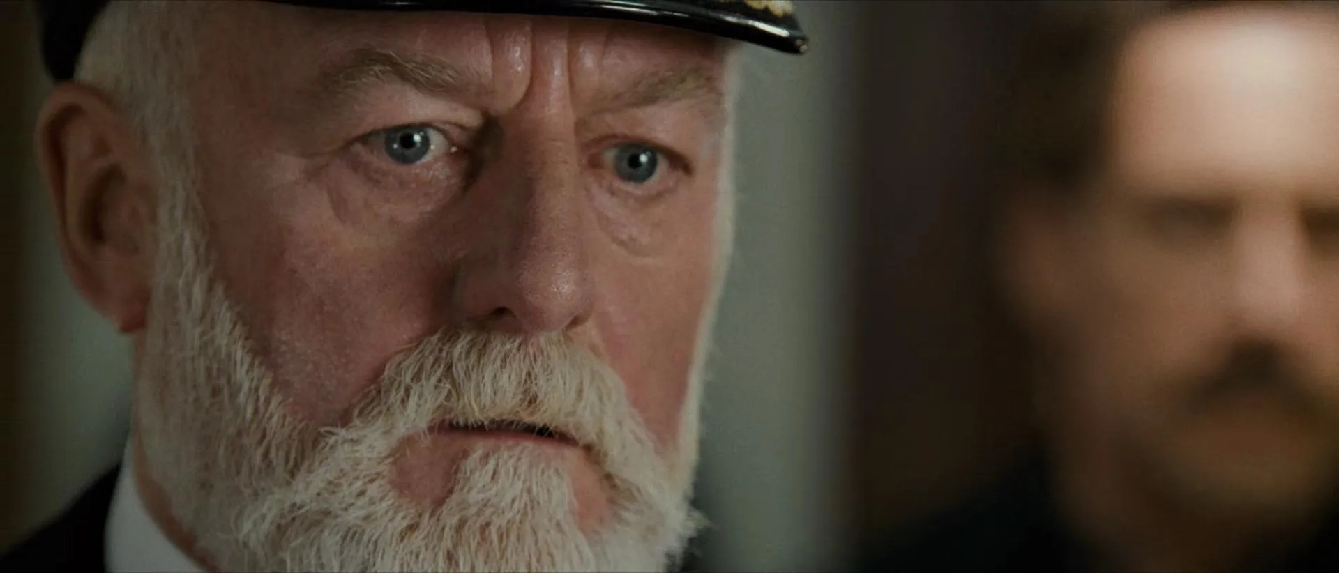 Bernard Hill in Titanic (1997)