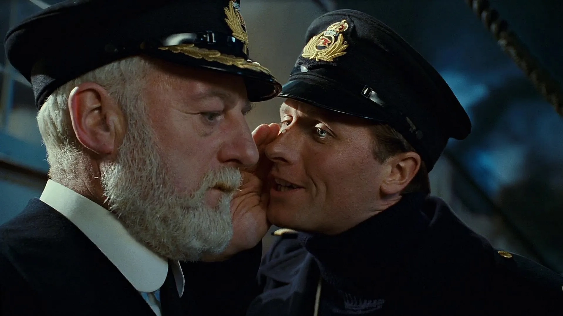 Bernard Hill and Jonny Phillips in Titanic (1997)