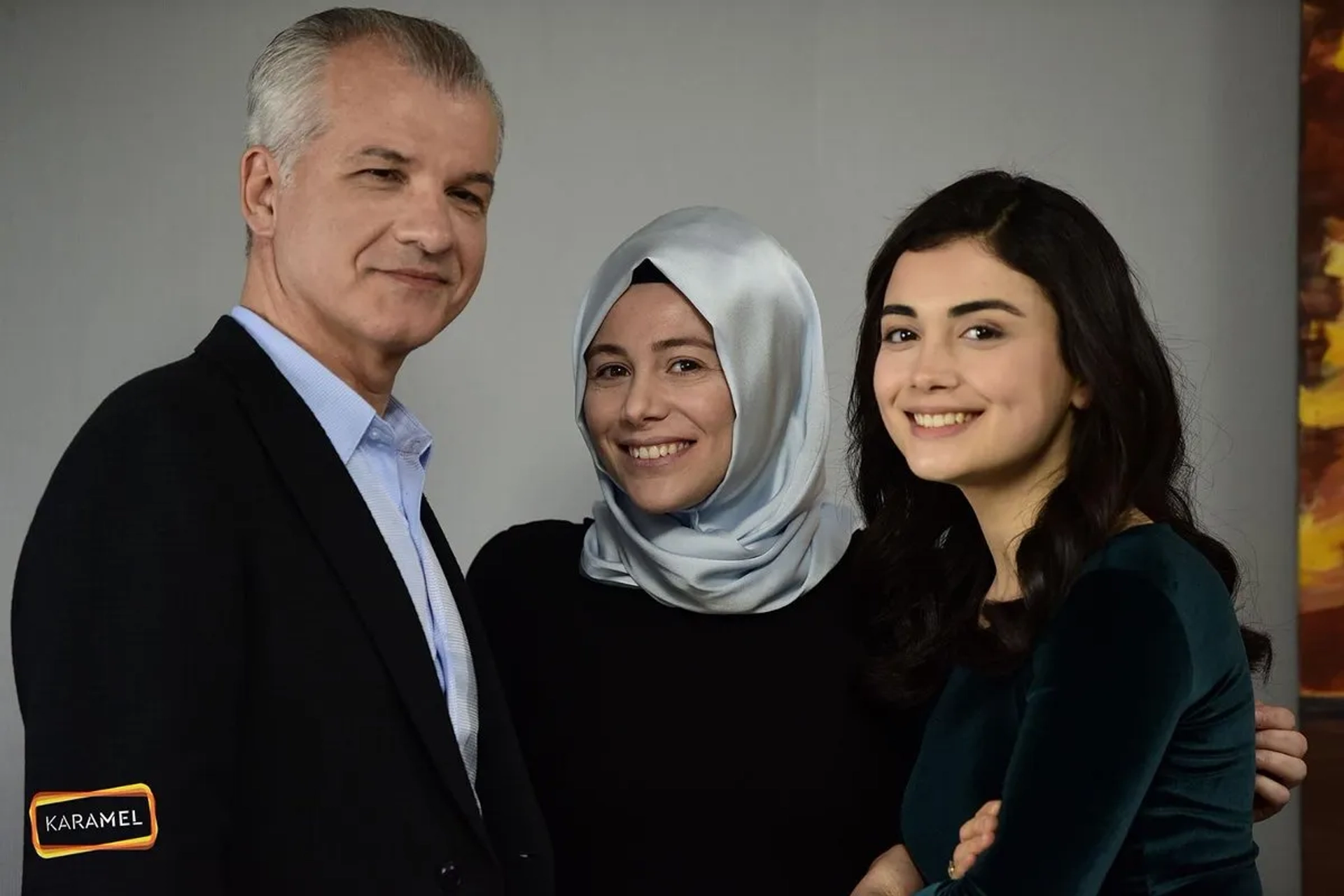 Esra Çoban, Özge Yagiz, and Berkent Müftüler in Yemin (2019)