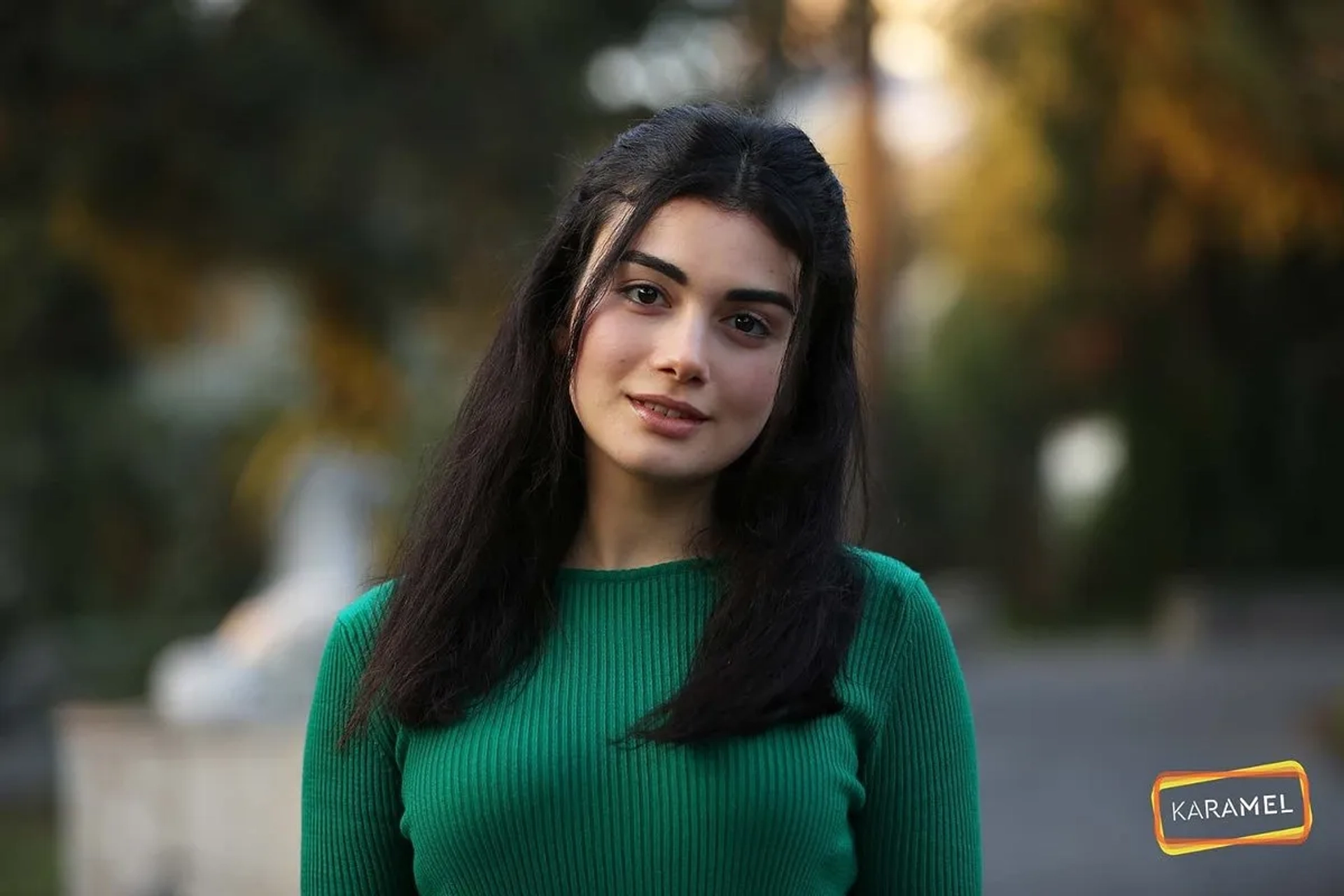 Özge Yagiz in Yemin (2019)