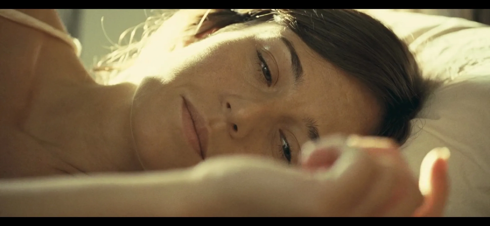 Marta Etura in Sleep Tight (2011)