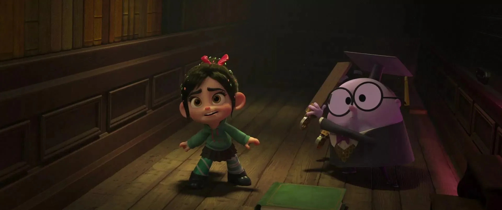 Sarah Silverman and Alan Tudyk in Ralph Breaks the Internet (2018)