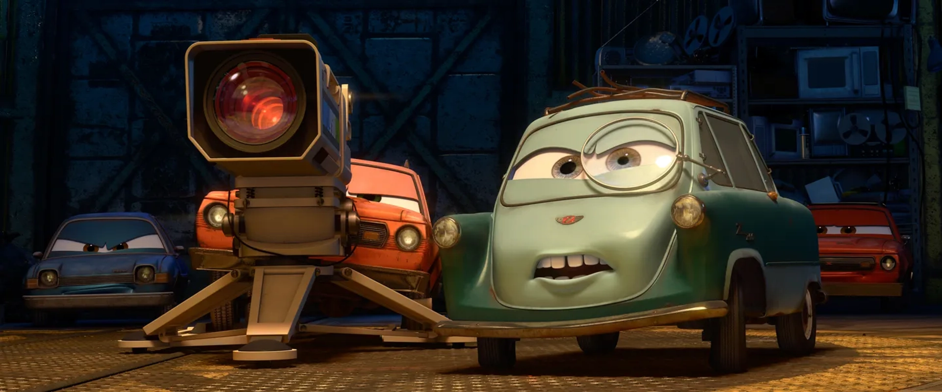 Joe Mantegna and Thomas Kretschmann in Cars 2 (2011)