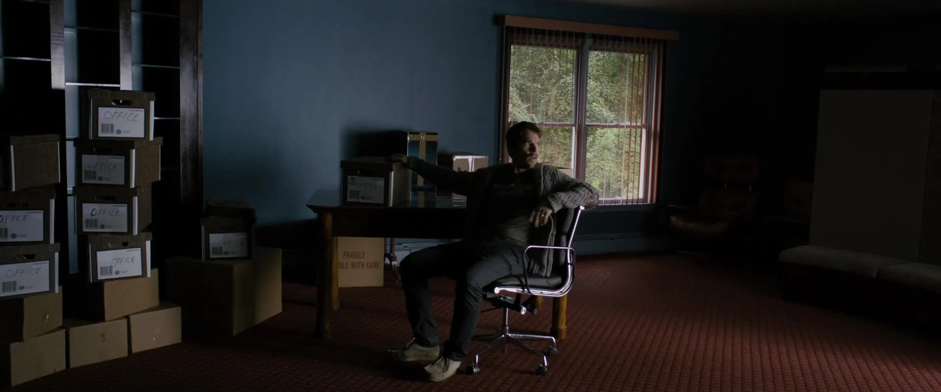 Ethan Hawke in Sinister (2012)