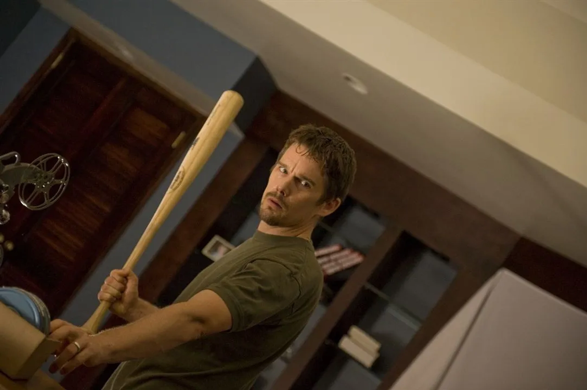 Ethan Hawke in Sinister (2012)