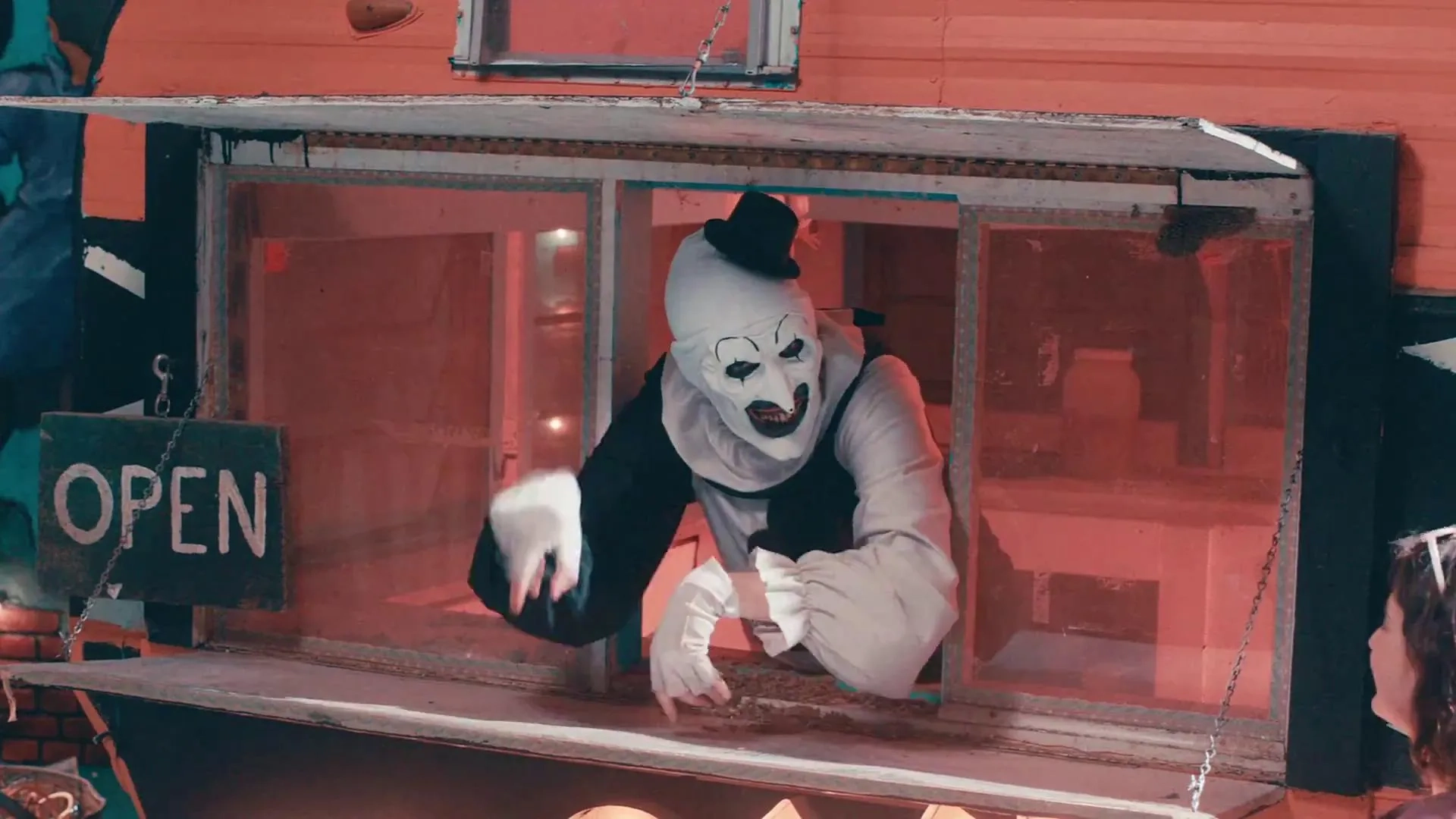 David Howard Thornton in Terrifier 2 (2022)