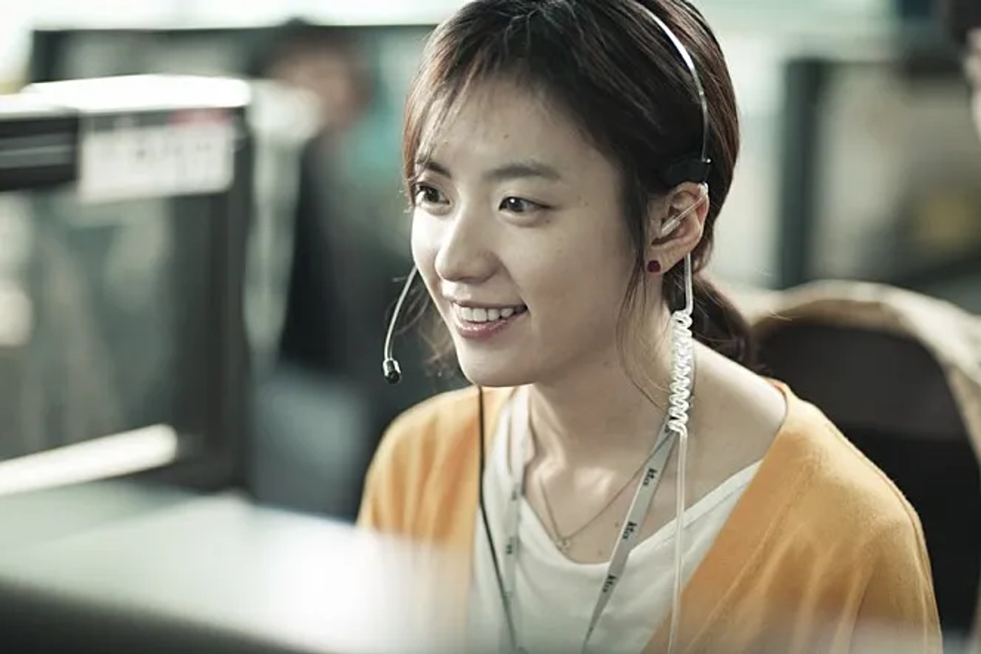 Han Hyo-joo in Always (2011)