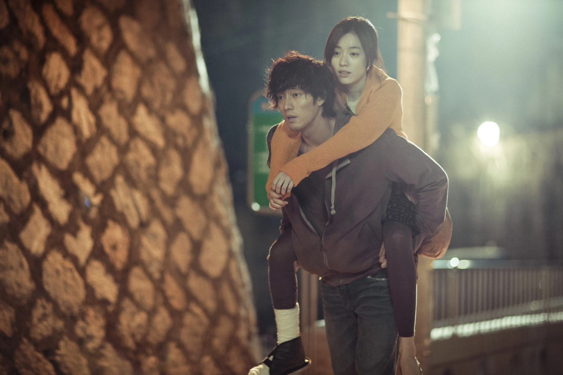 So Ji-seob and Han Hyo-joo in Always (2011)