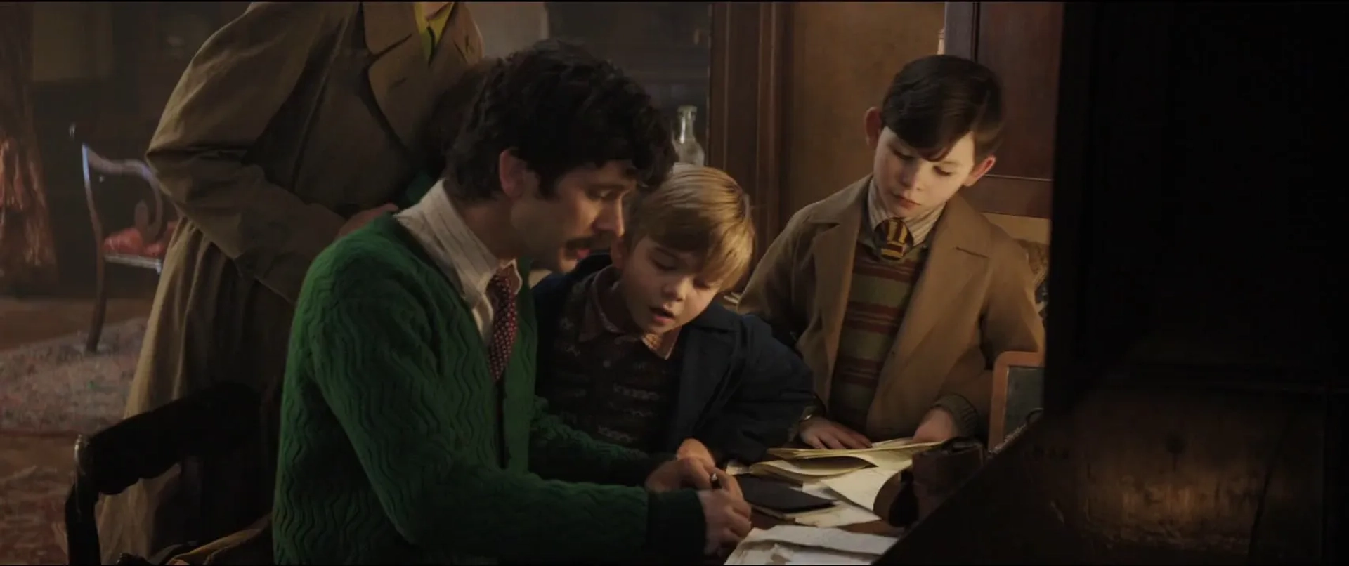 Ben Whishaw, Nathanael Saleh, and Joel Dawson in Mary Poppins Returns (2018)