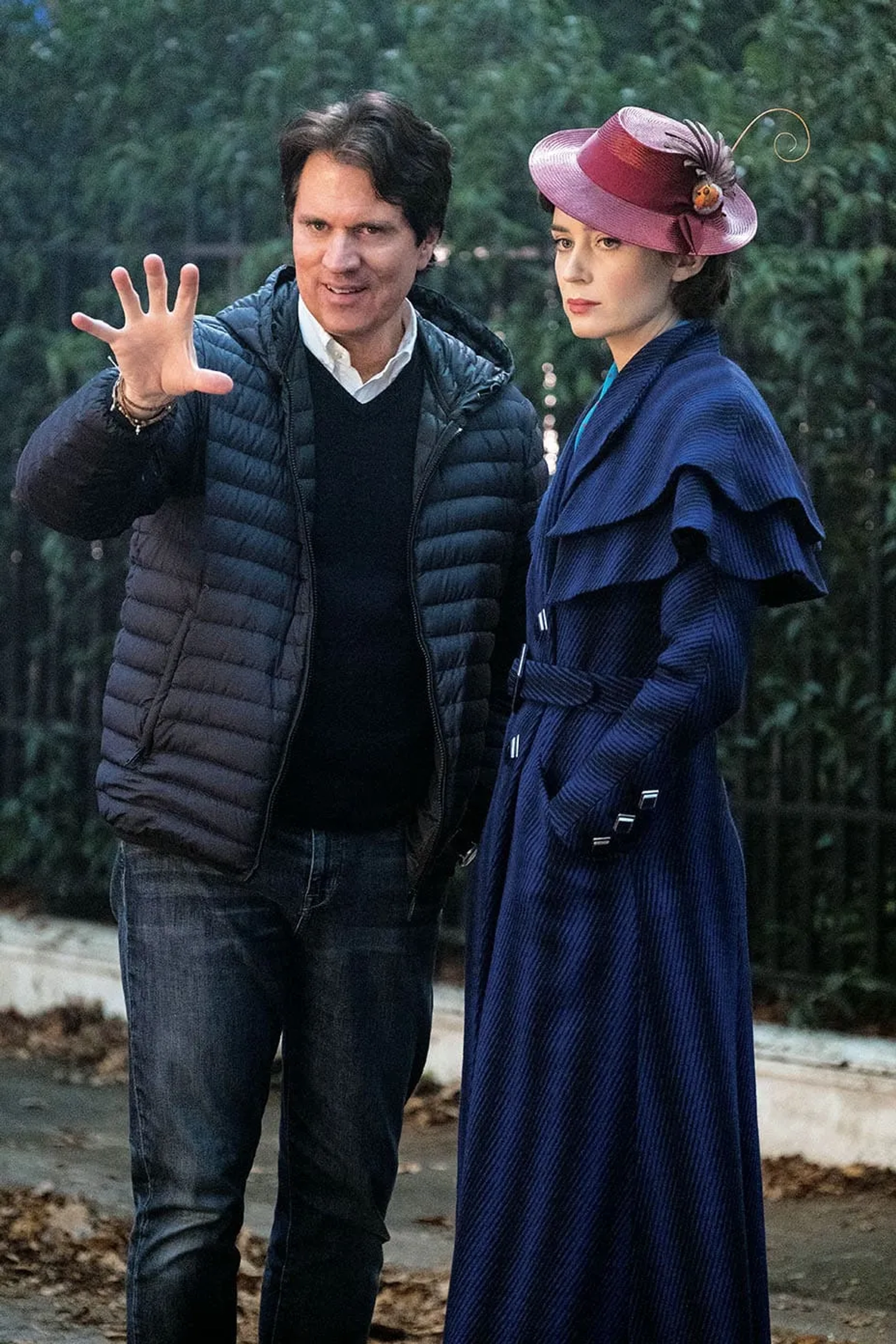 Rob Marshall and Emily Blunt in Mary Poppins Returns (2018)