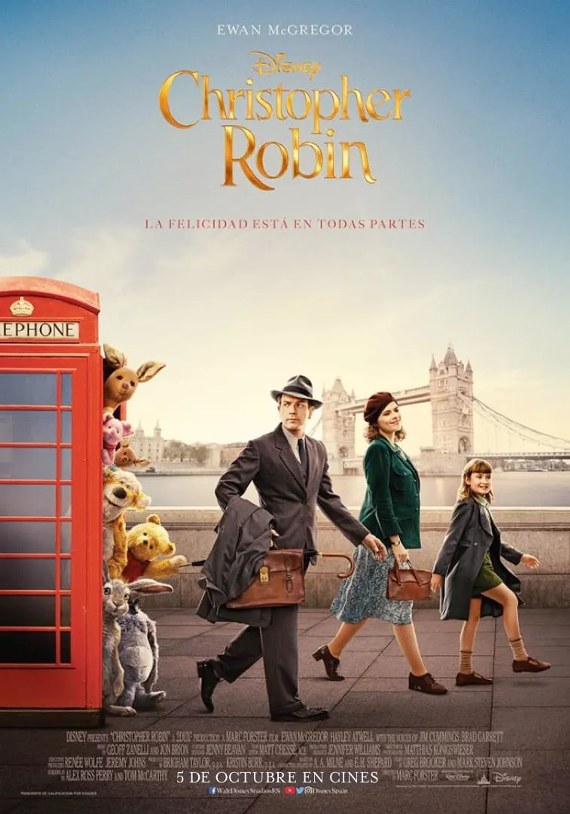 Ewan McGregor, Hayley Atwell, and Bronte Carmichael in Christopher Robin (2018)