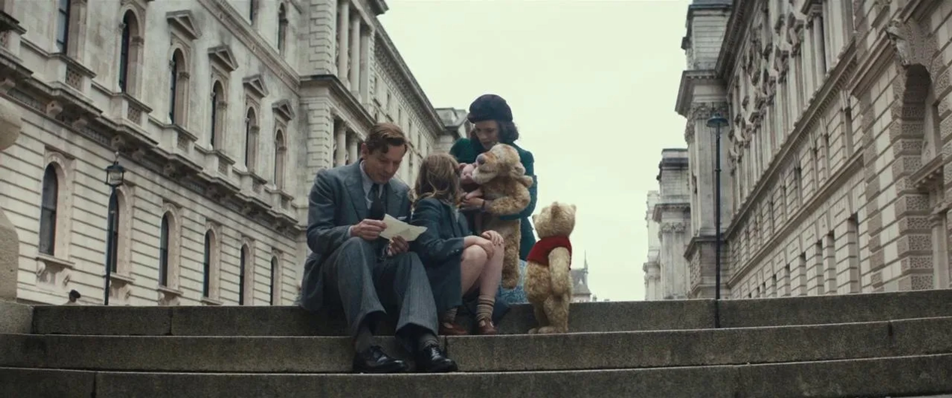 Ewan McGregor, Brad Garrett, Jim Cummings, Hayley Atwell, Nick Mohammed, and Bronte Carmichael in Christopher Robin (2018)