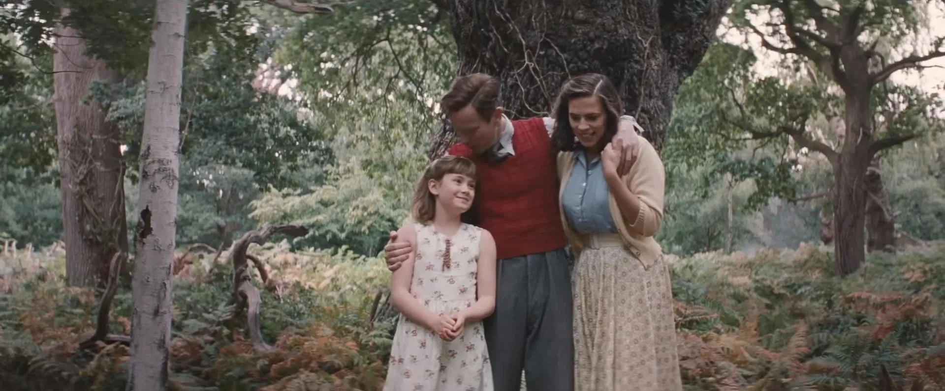 Ewan McGregor, Hayley Atwell, and Bronte Carmichael in Christopher Robin (2018)