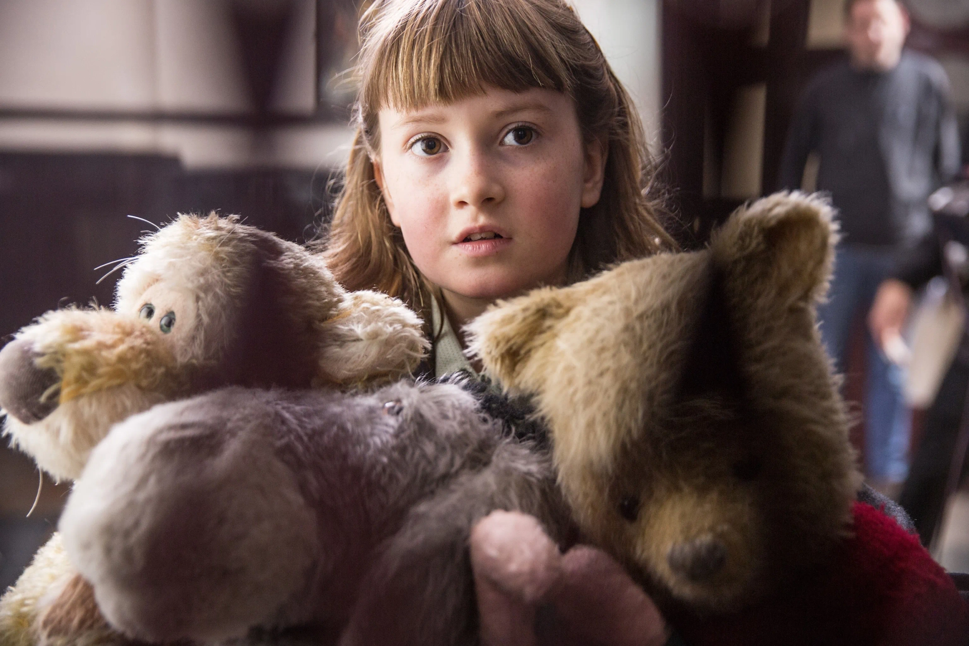 Brad Garrett, Jim Cummings, and Bronte Carmichael in Christopher Robin (2018)