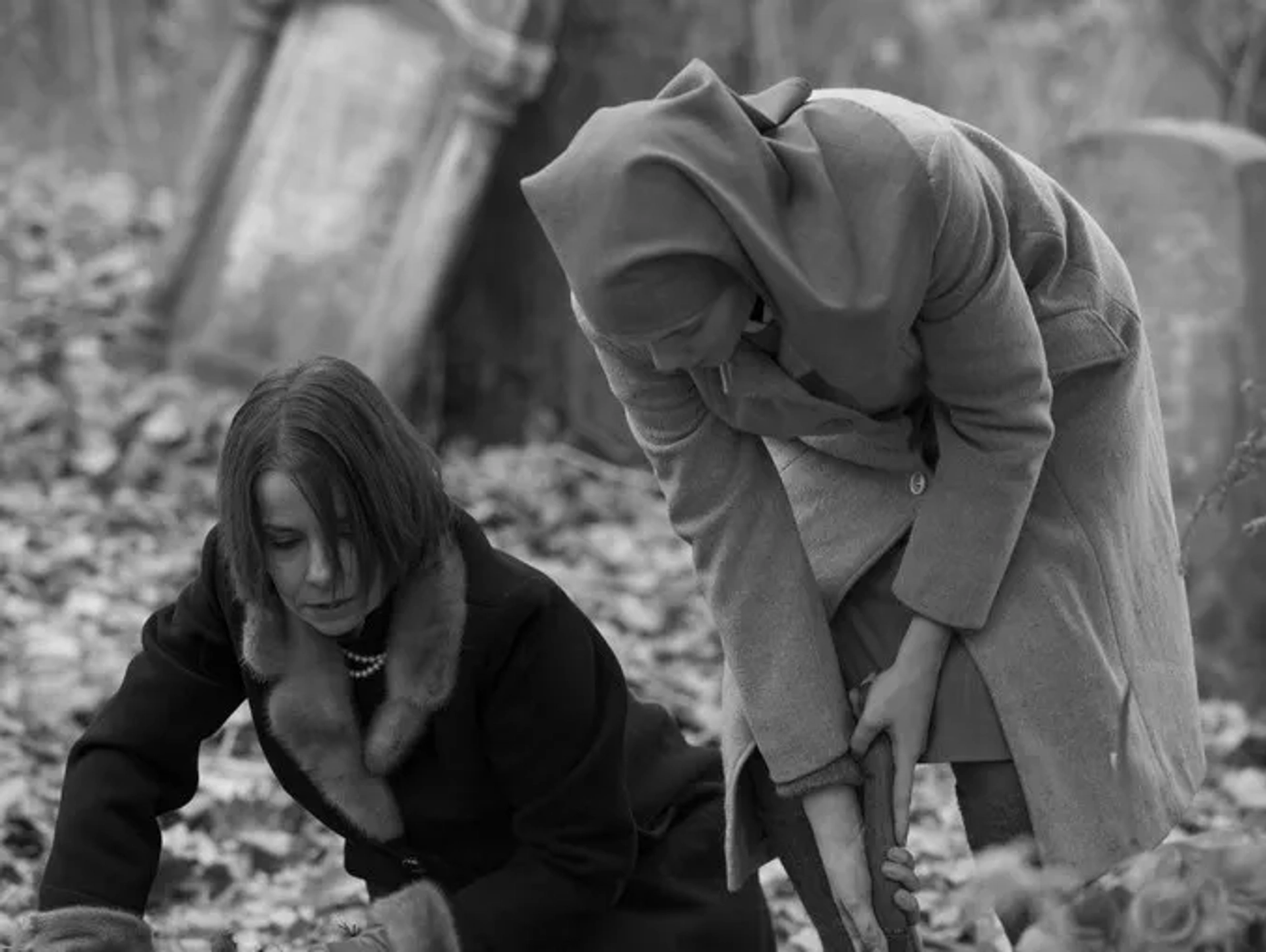 Agata Kulesza and Agata Trzebuchowska in Ida (2013)