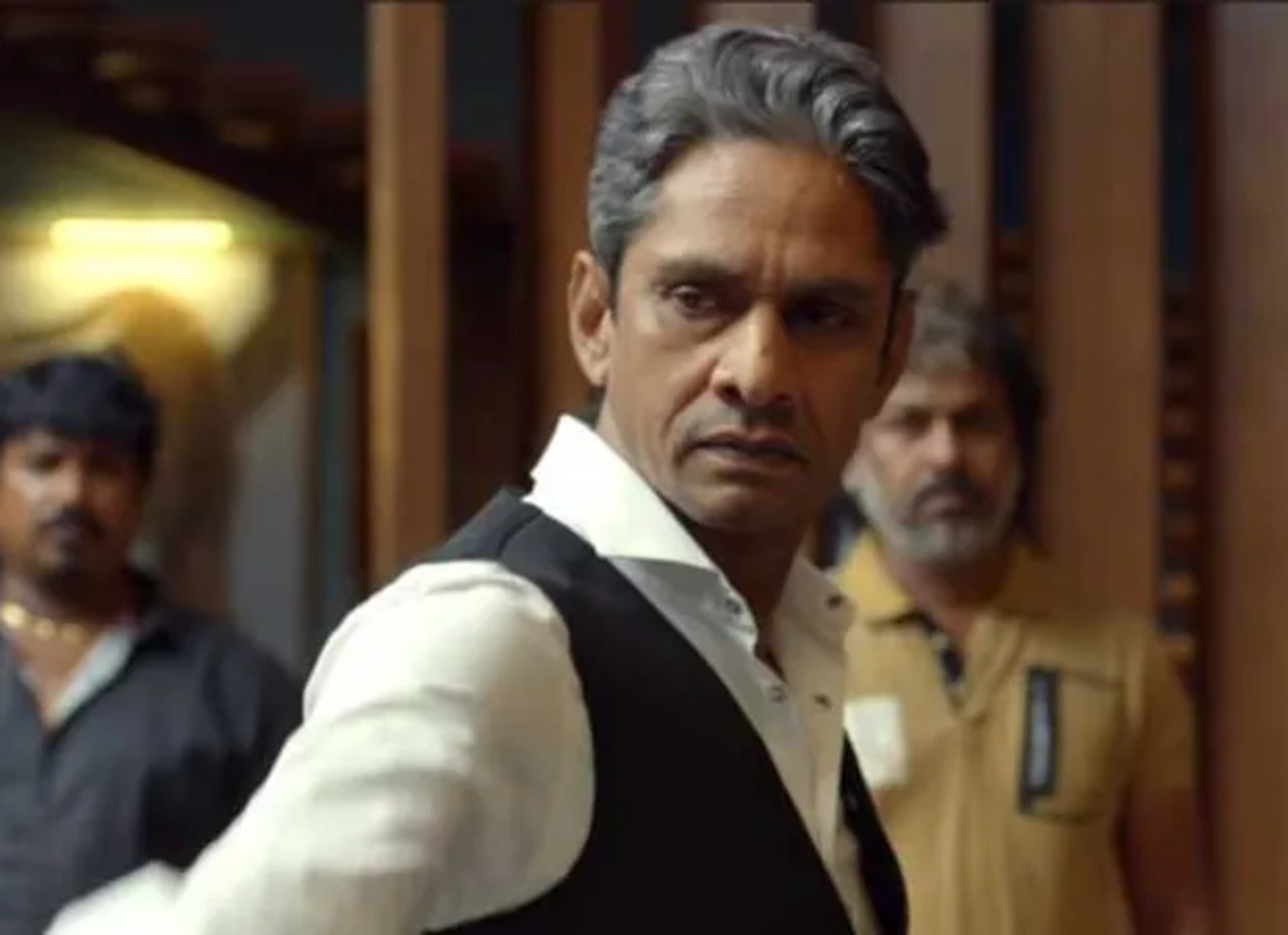 Vijay Raaz in Lootcase (2020)