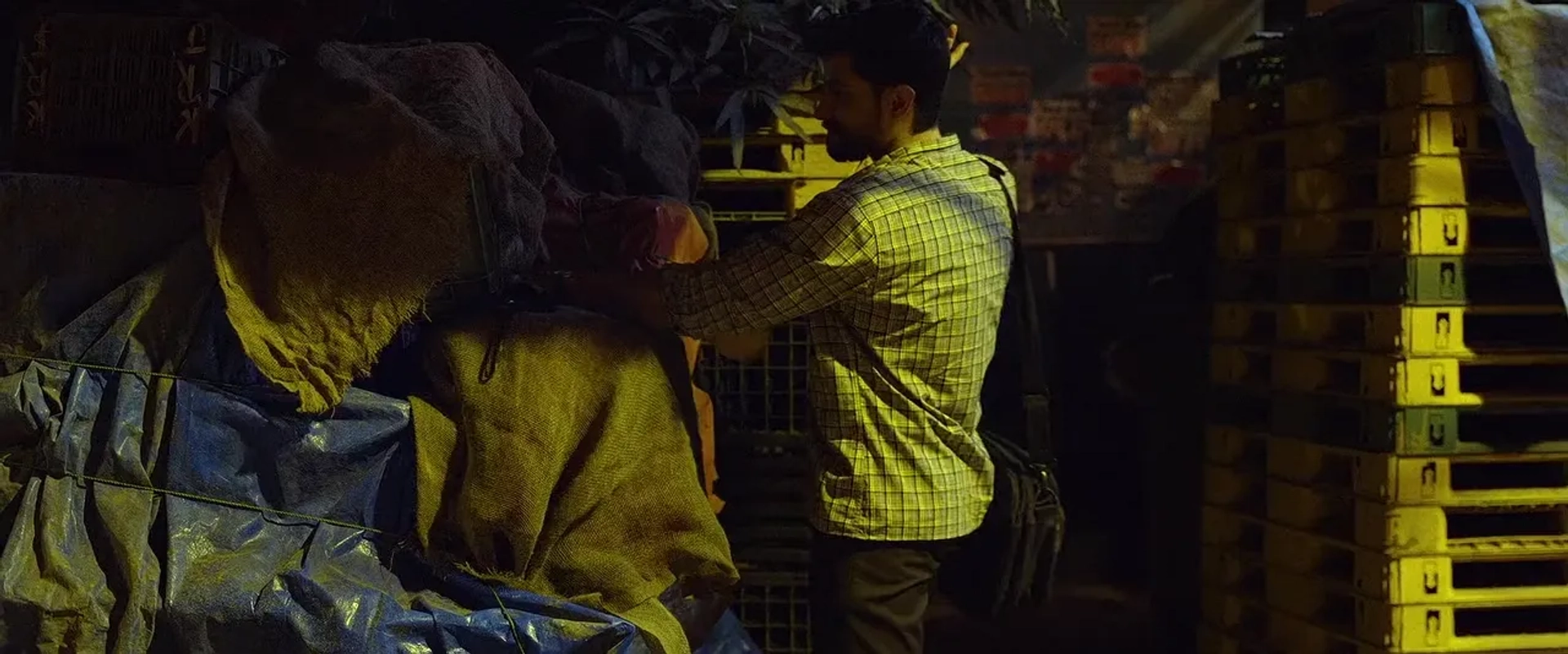 Kunal Kemmu in Lootcase (2020)