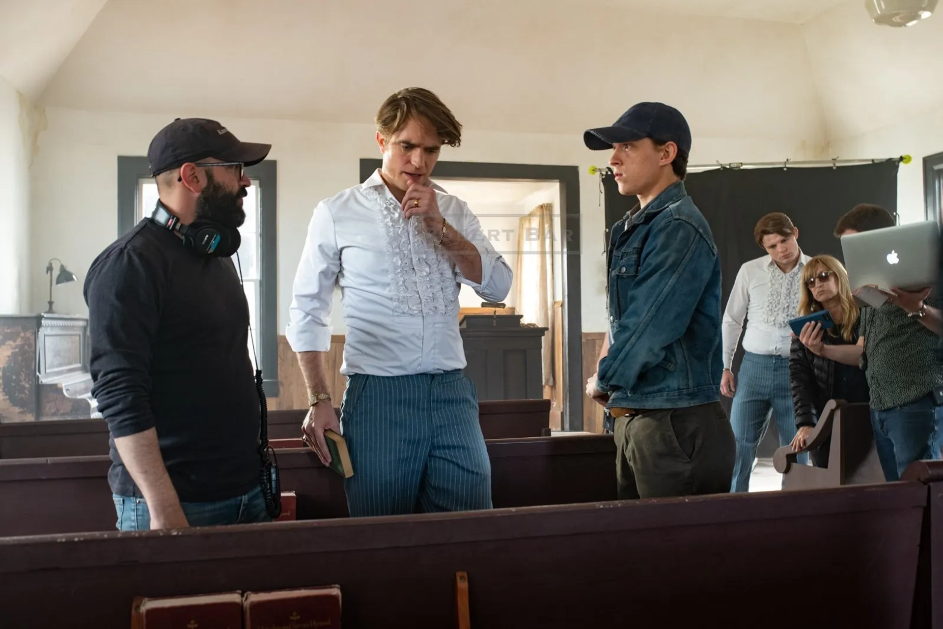 Antonio Campos, Robert Pattinson, and Tom Holland in The Devil All the Time (2020)