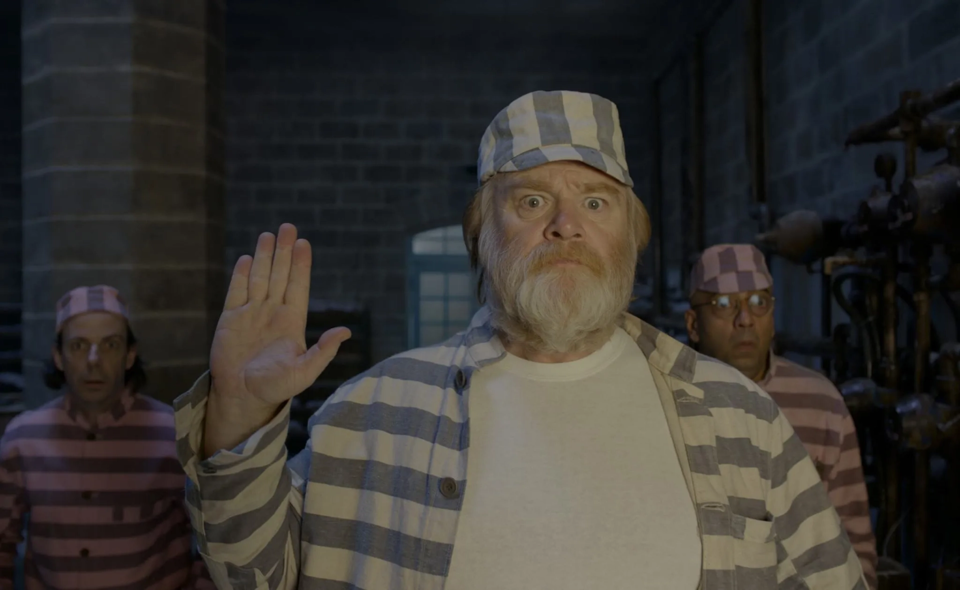 Brendan Gleeson, Noah Taylor, and Aaron Neil in Paddington 2 (2017)